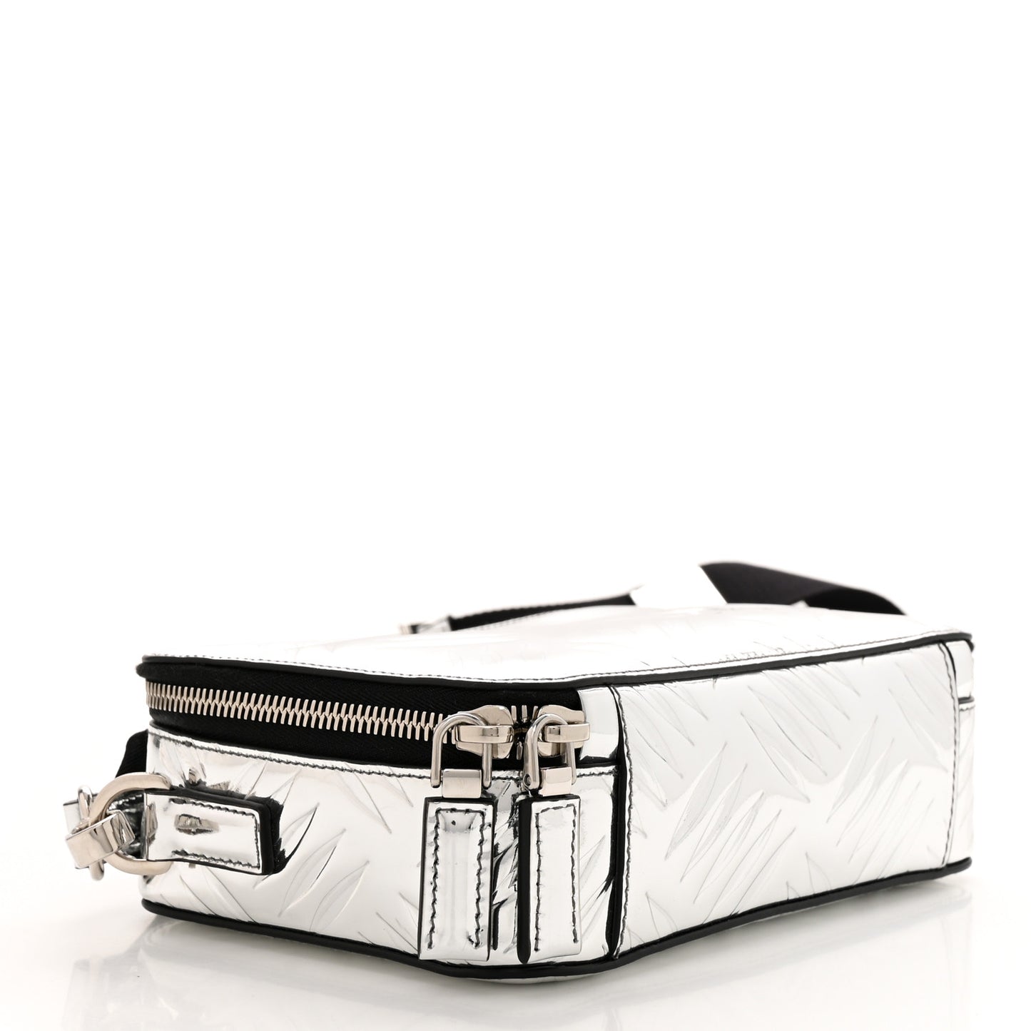 Spazzolato Embossed Small Brique Crossbody Bag Argento