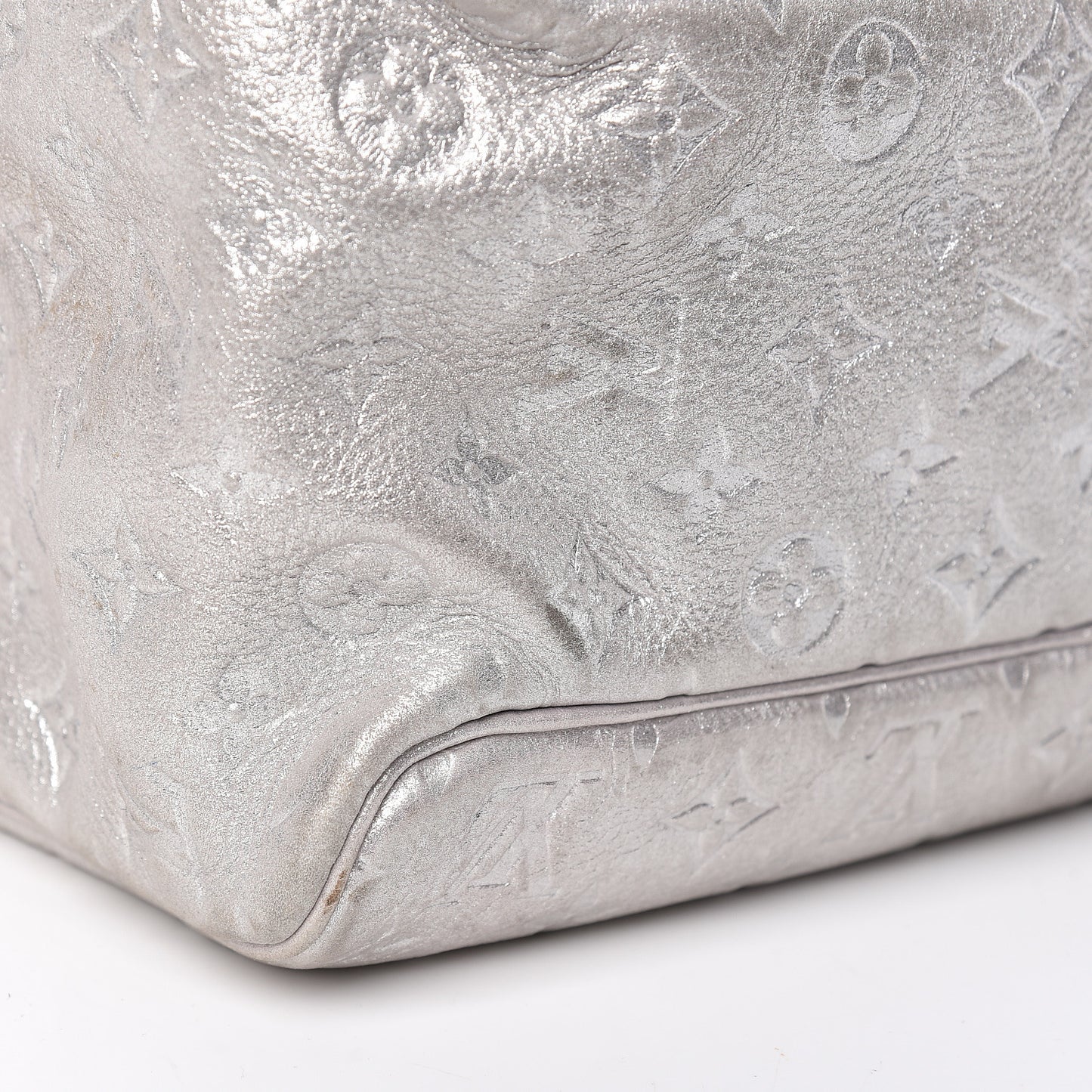 Monogram Shimmer Comete Silver