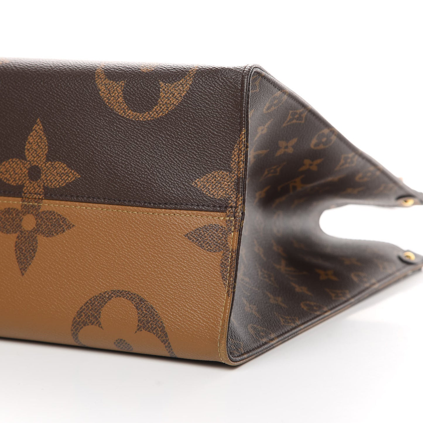 Reverse Monogram Giant Onthego GM