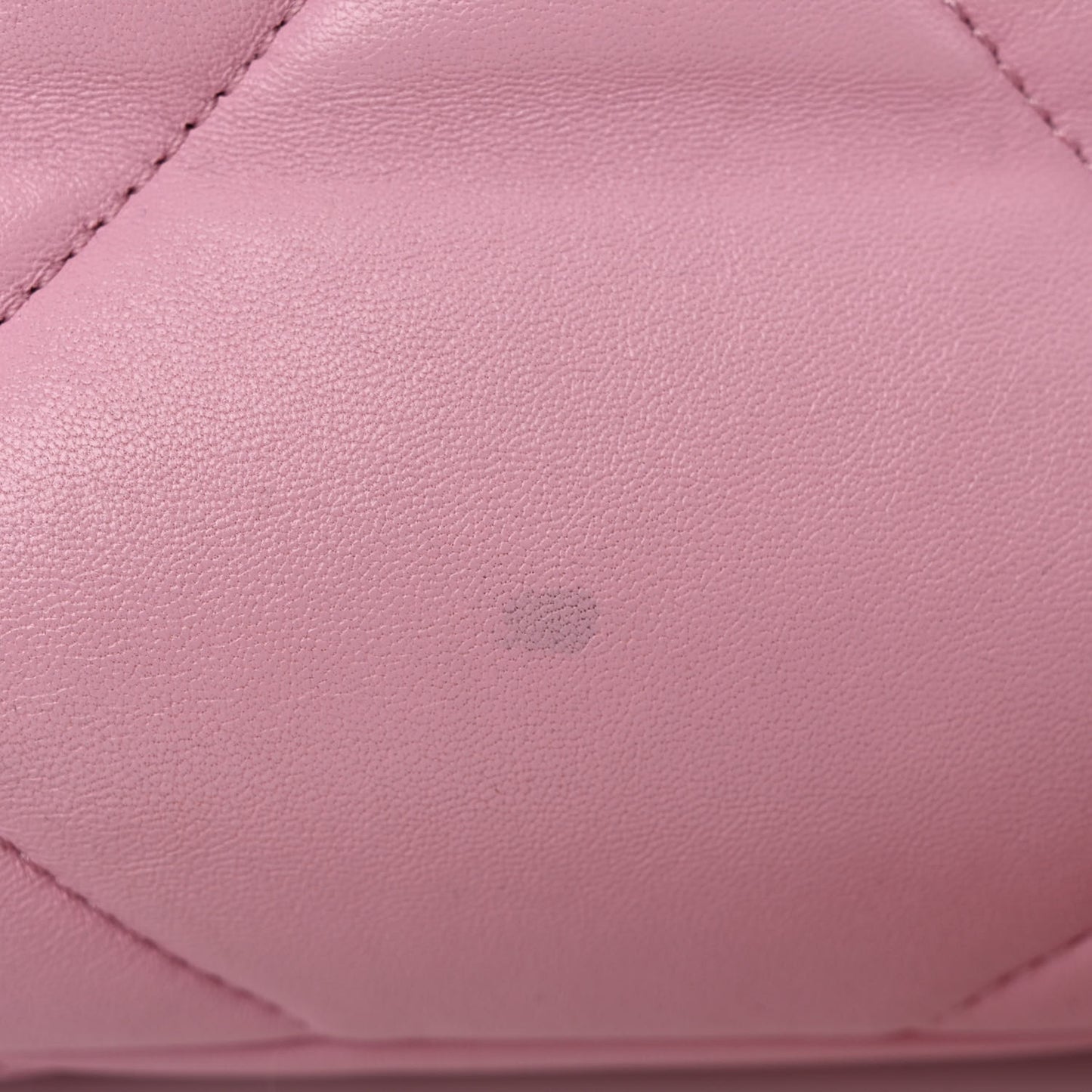 Lambskin Quilted Medium Chanel 19 Flap Pink