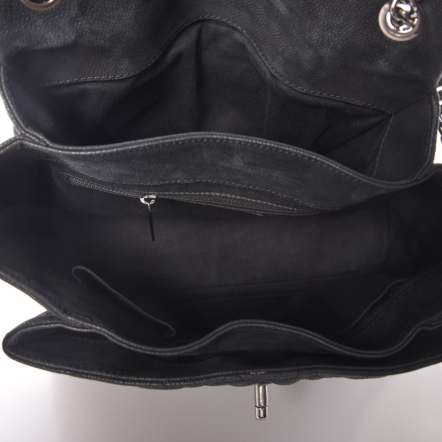 Iridescent Caviar Medium Lady Pearly Flap Black