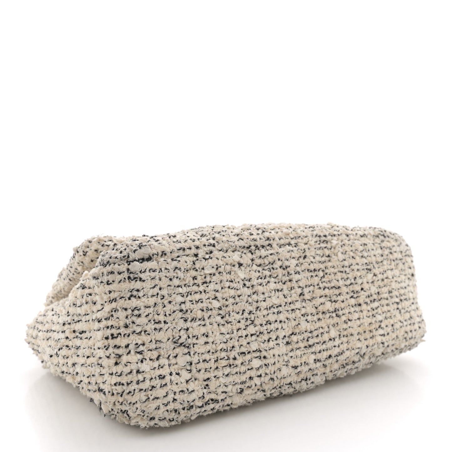 Tweed Quilted Medium Chanel 19 Flap Ecru Black