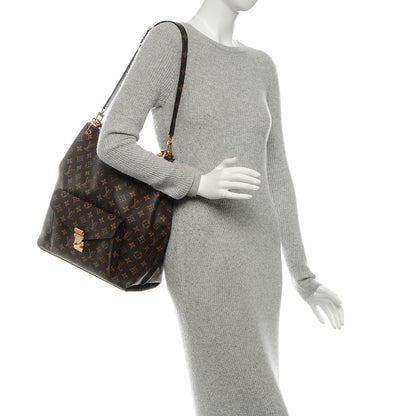 Louis Vuitton Monogram Metis 2 of 7