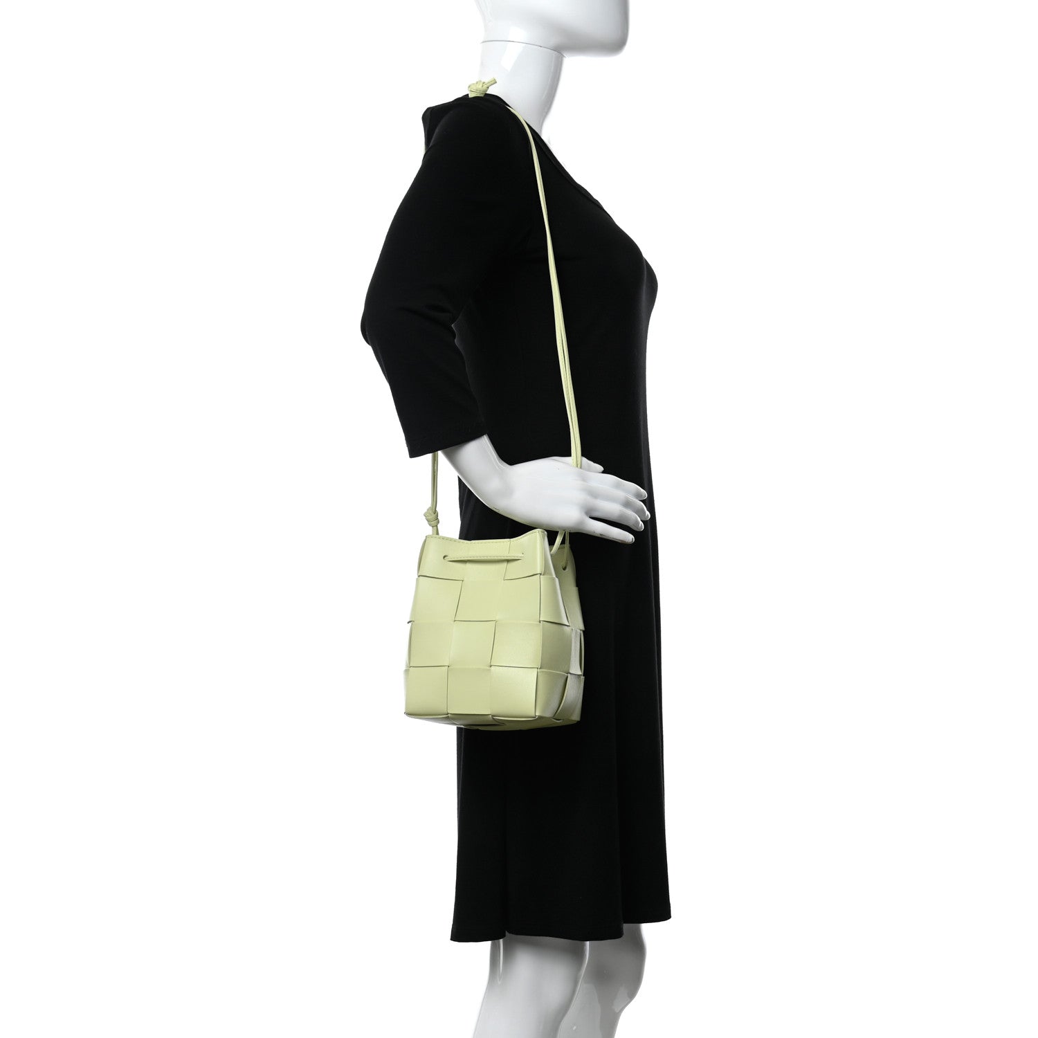 Bottega Veneta Nappa Maxi Intrecciato Cassette Bucket Bag Lemon Washed 2 of 9