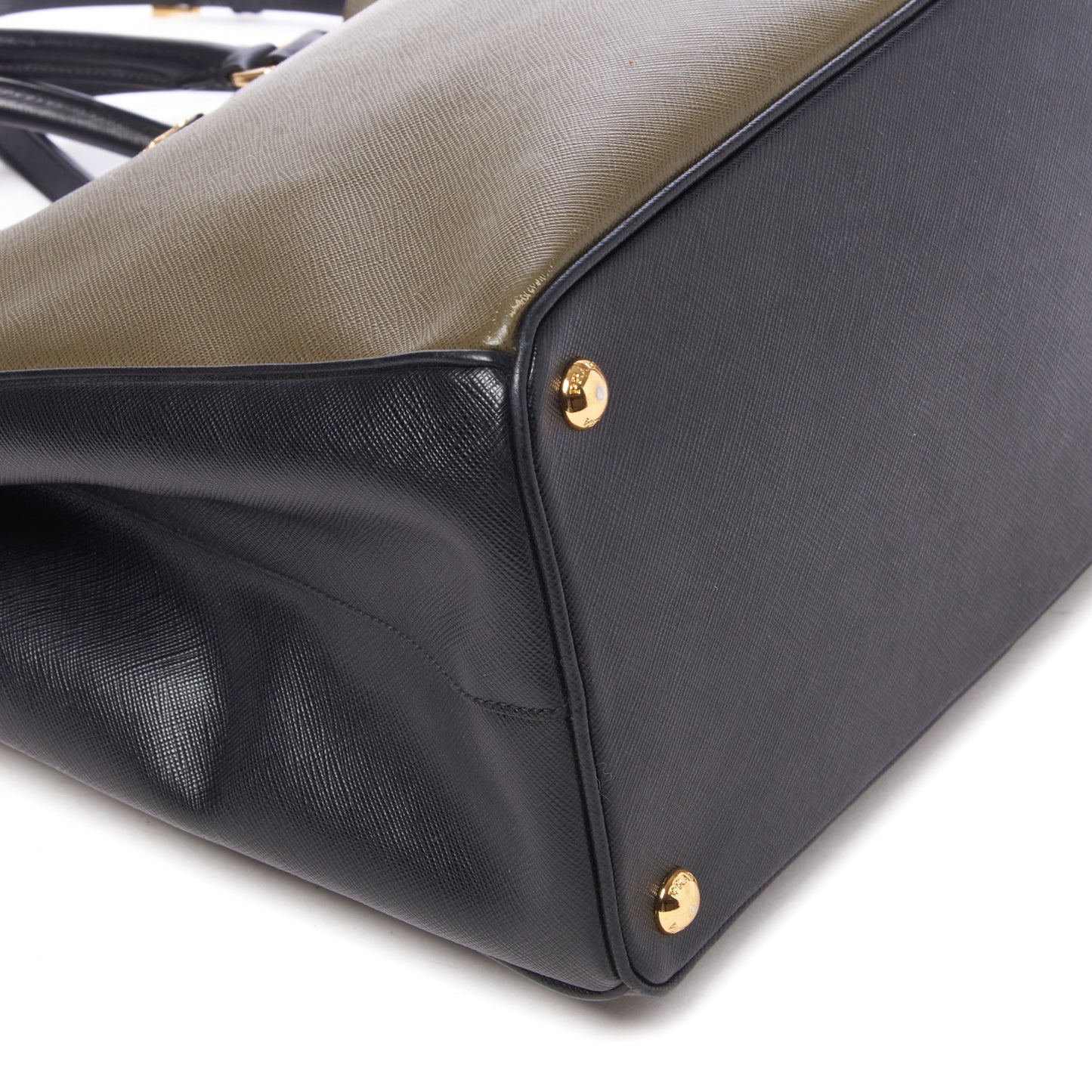 Saffiano Lux Bi-Color Medium Tote Militare Black