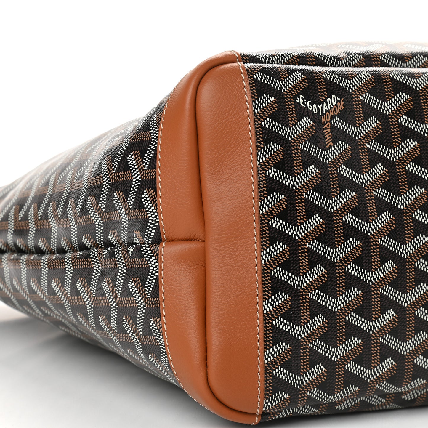 Goyardine Artois MM Black Gold