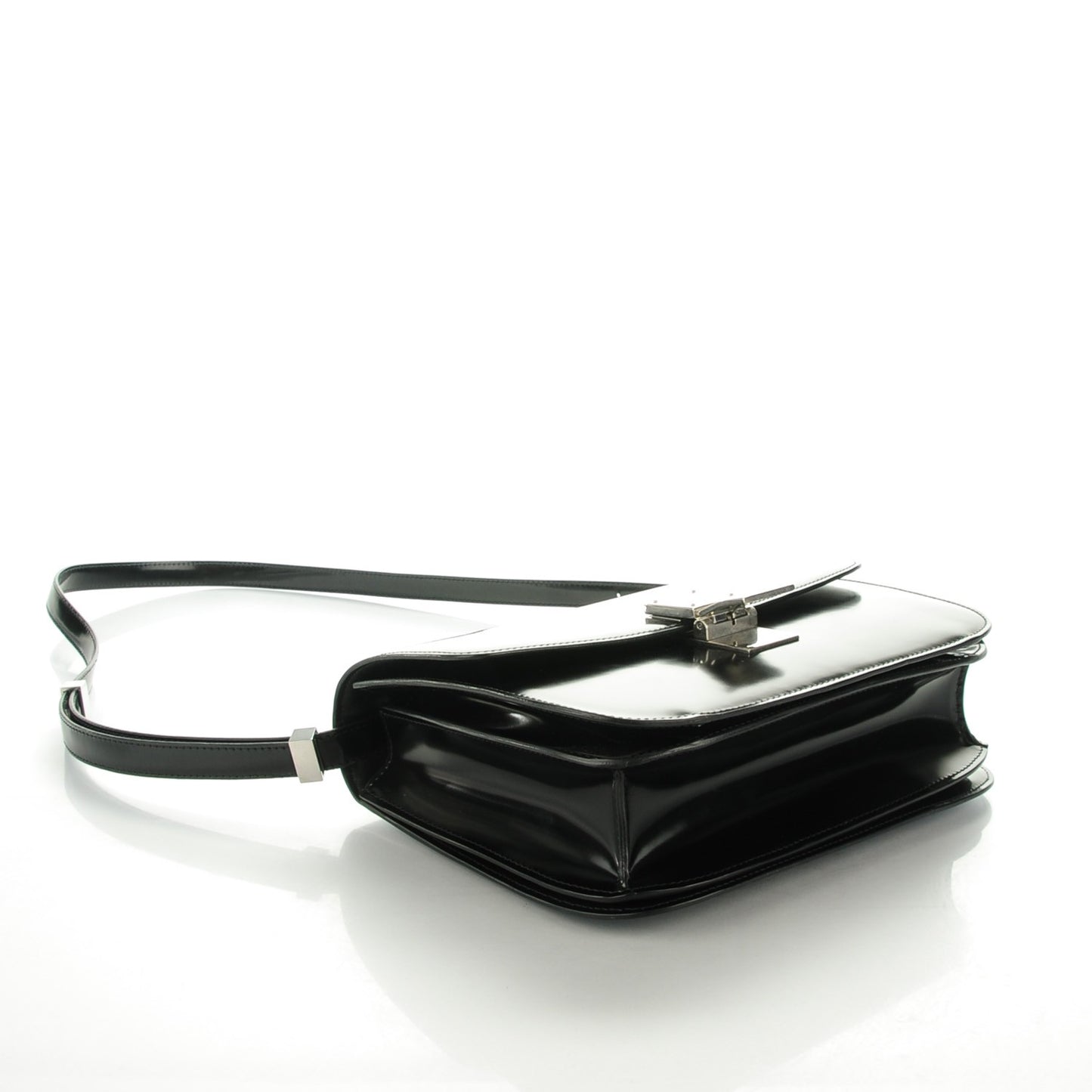 Spazzolato Calfskin Classic Box Medium Flap Black