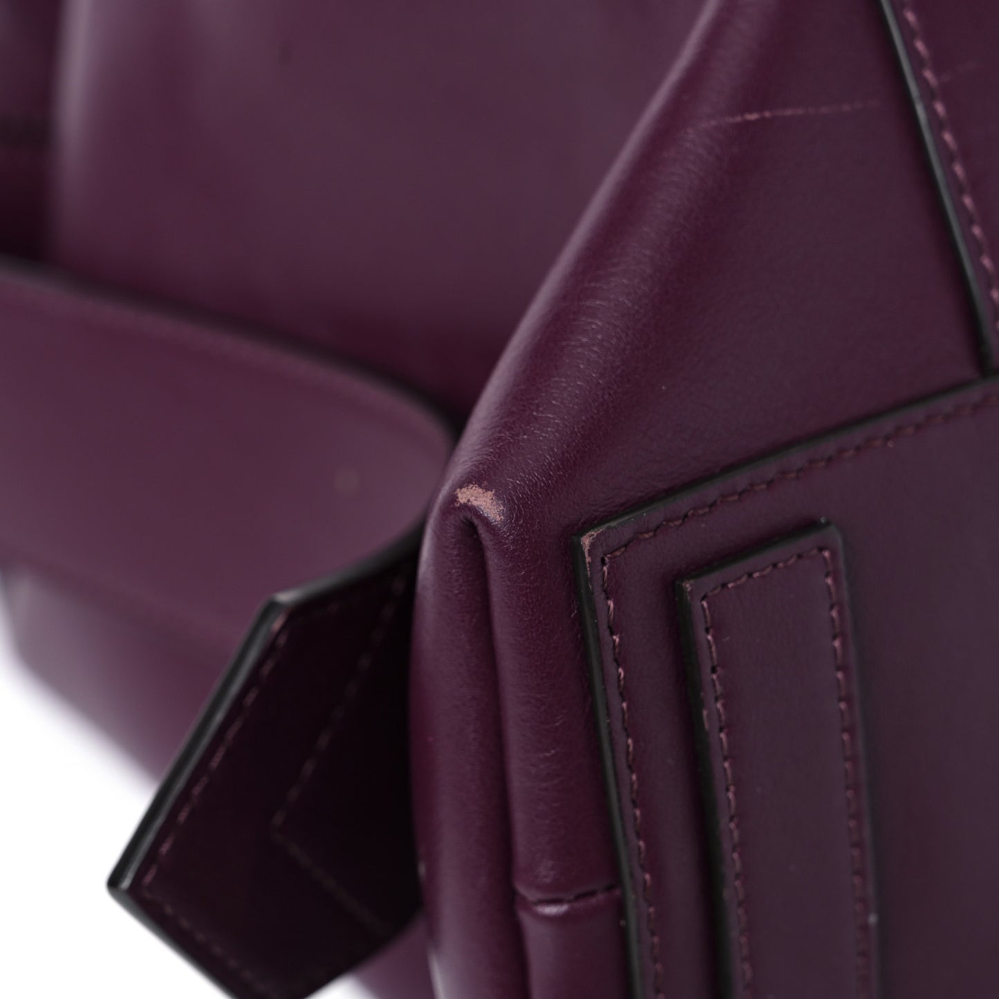 Smooth Calfskin Medium Soft Antigona Aubergine