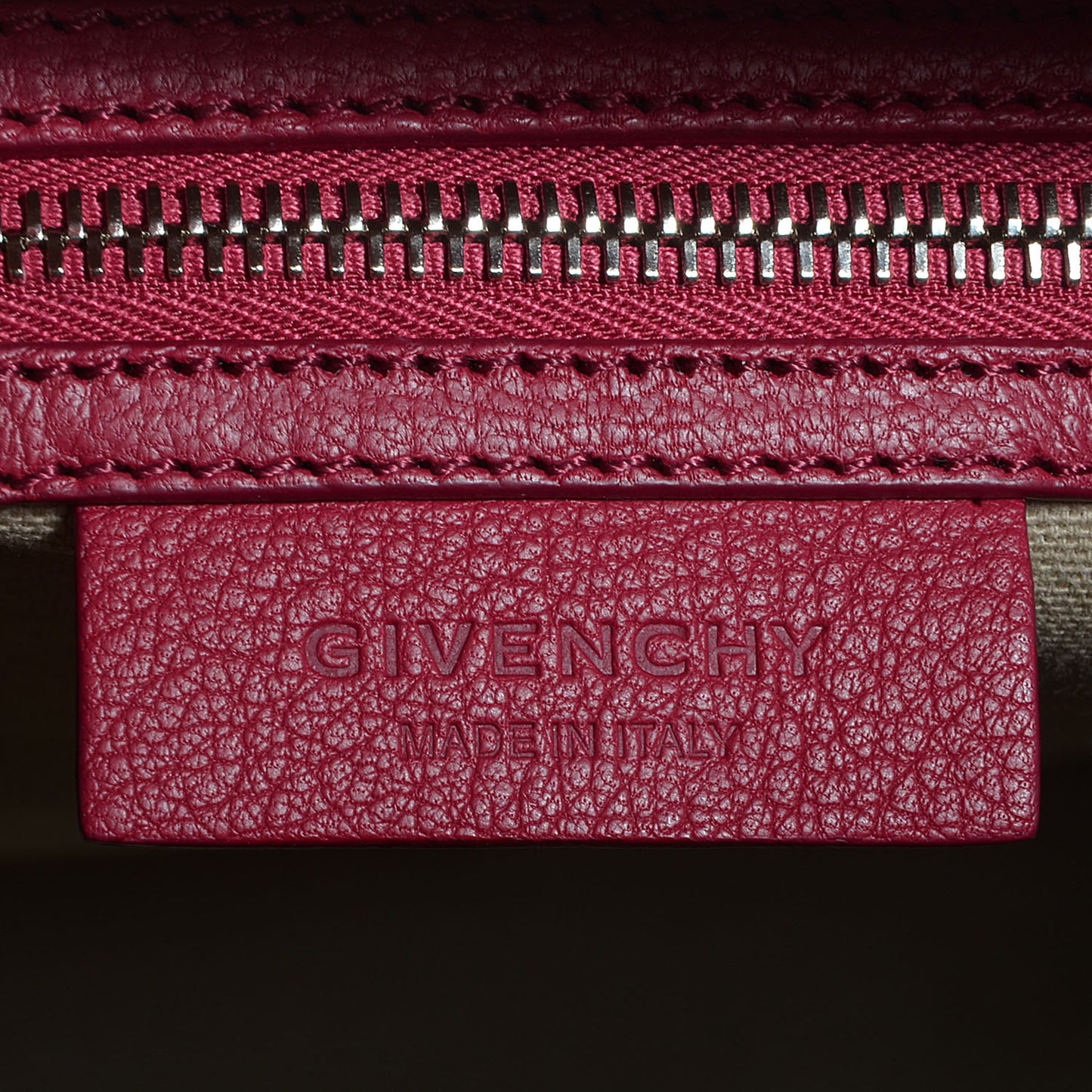 Sugar Goatskin Medium Antigona Cherry