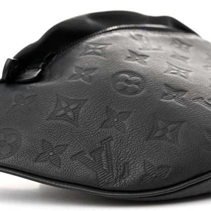 Louis Vuitton Calfskin Monogram Shadow Discovery Bumbag Black 8 of 12