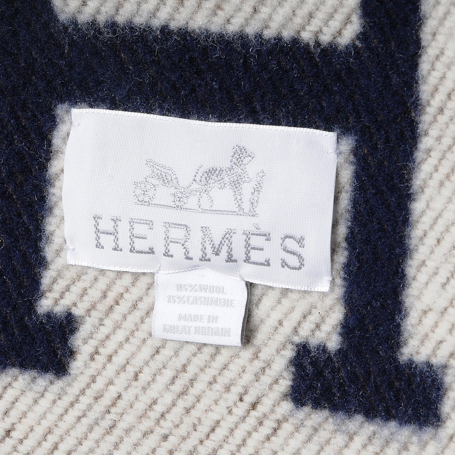 Hermes Wool Cashmere Signature Avalon Blanket Navy Ecru 5 of 5
