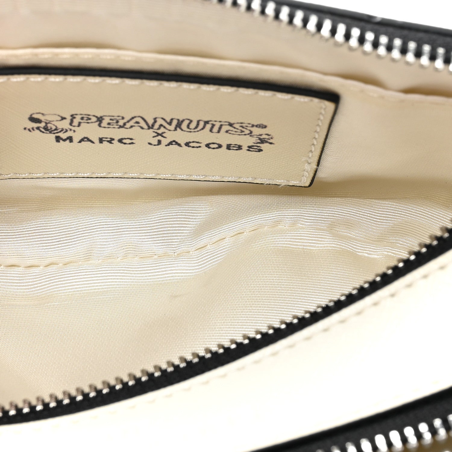 Marc Jacobs X Peanuts Saffiano Small Snoopy Snapshot Camera Bag White Black 6 of 12