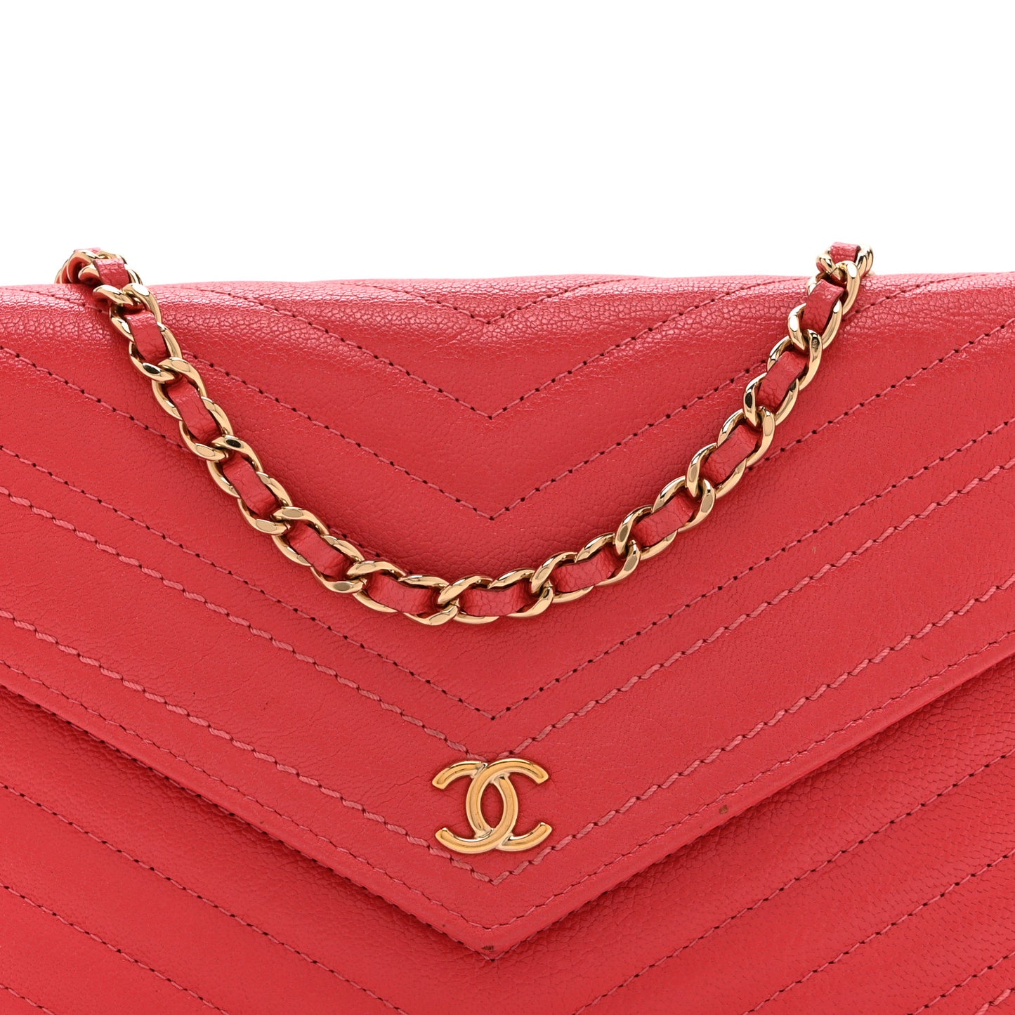 Shiny Goatskin Chevron Quilted Statement Wallet On Chain WOC Red