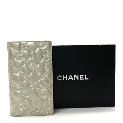 Chanel Metallic Patent Calfskin Quilted Lucky Symbols Yen Wallet Silver 12 of 12