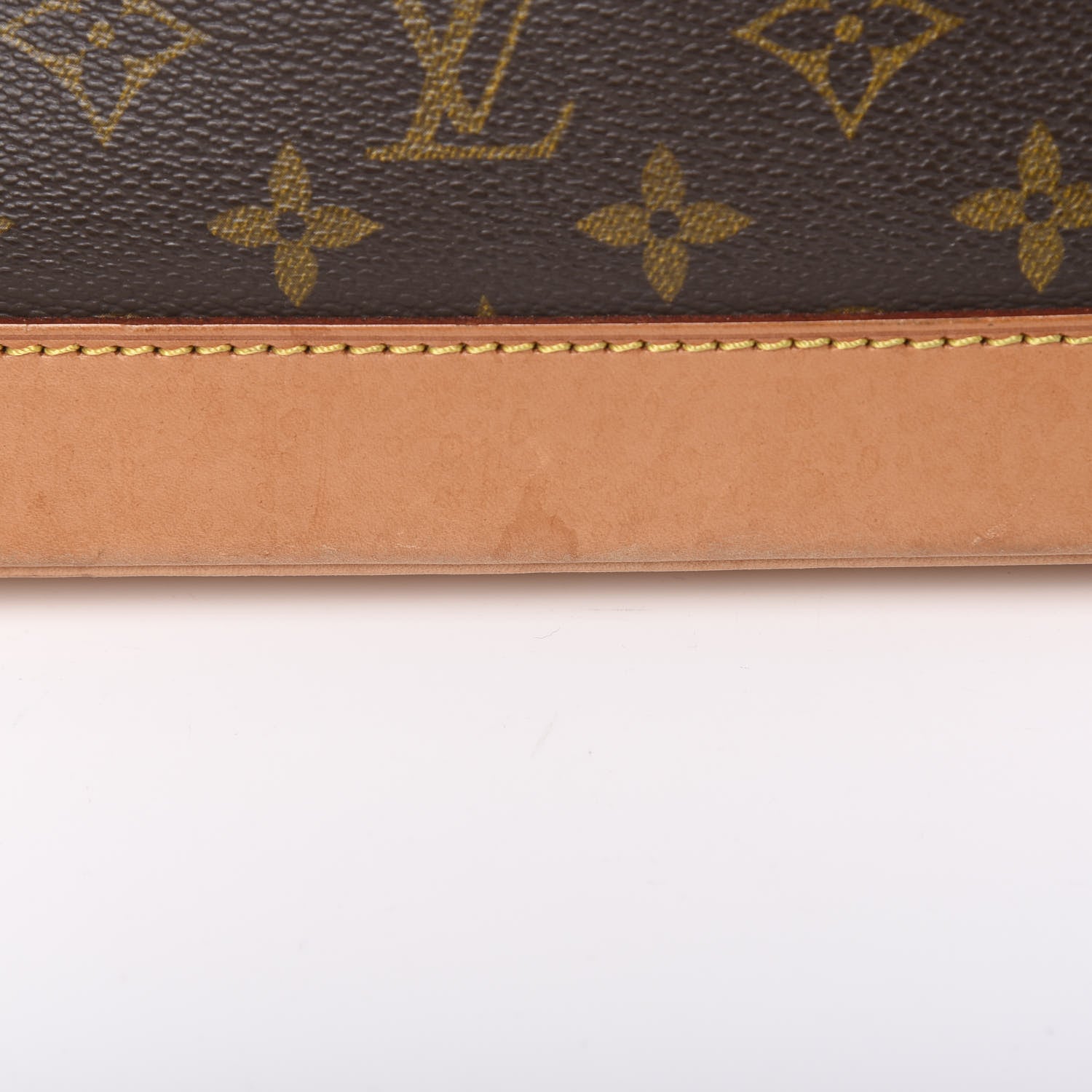 Louis Vuitton Monogram Alma PM 16 of 18