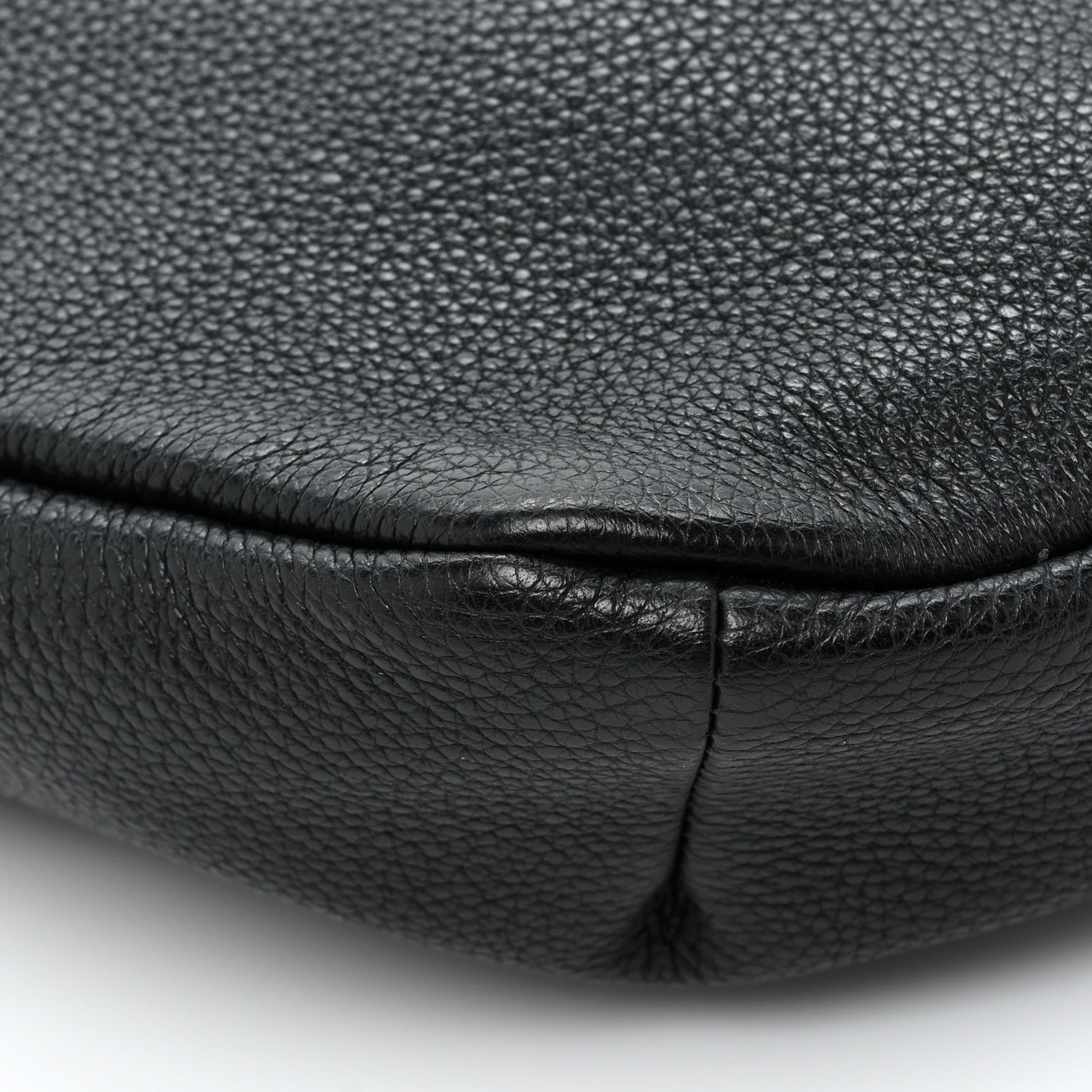 Gucci Grained Calfskin Logo Belt Bag Black 11 of 12