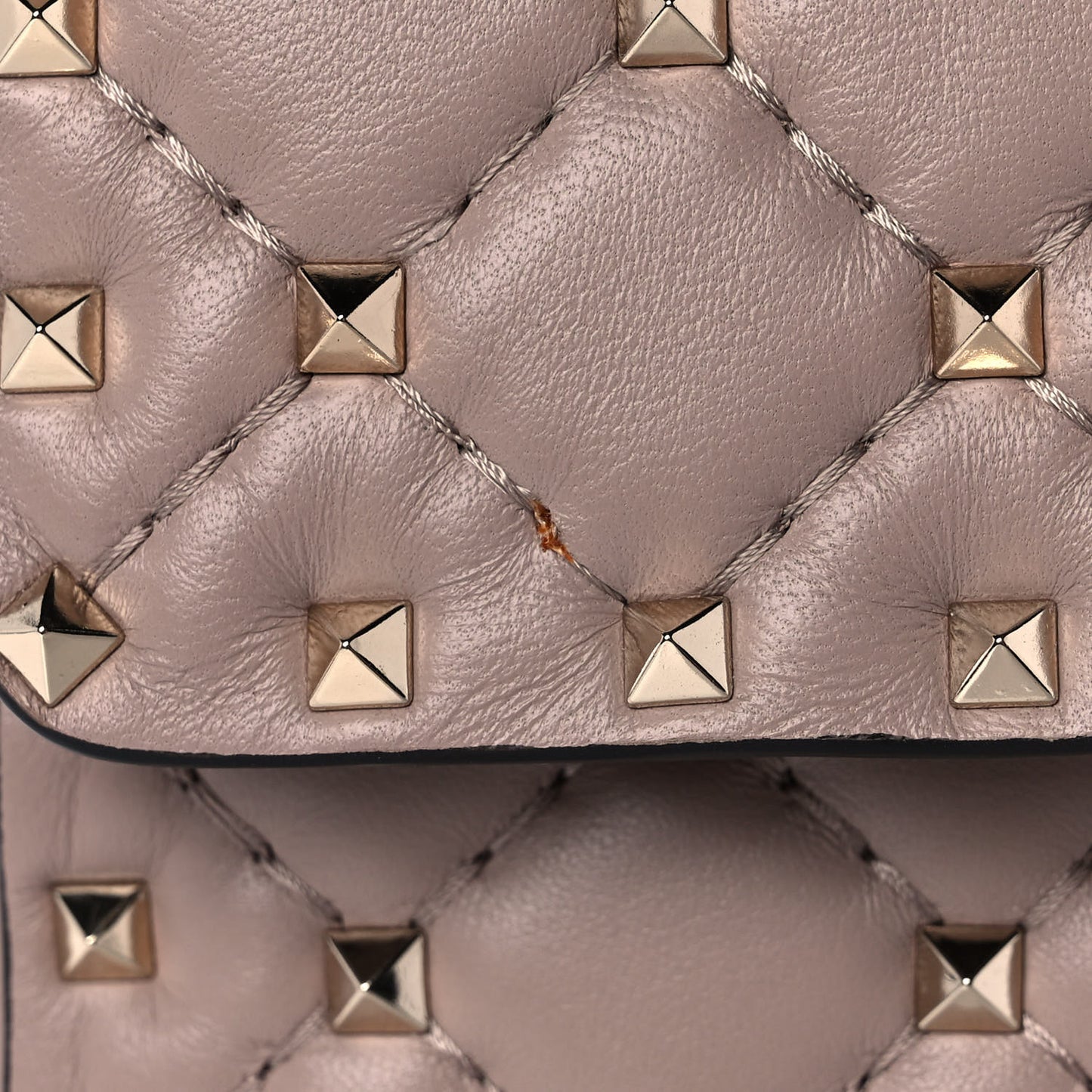 Lambskin Medium Rockstud Spike Shoulder Bag Poudre