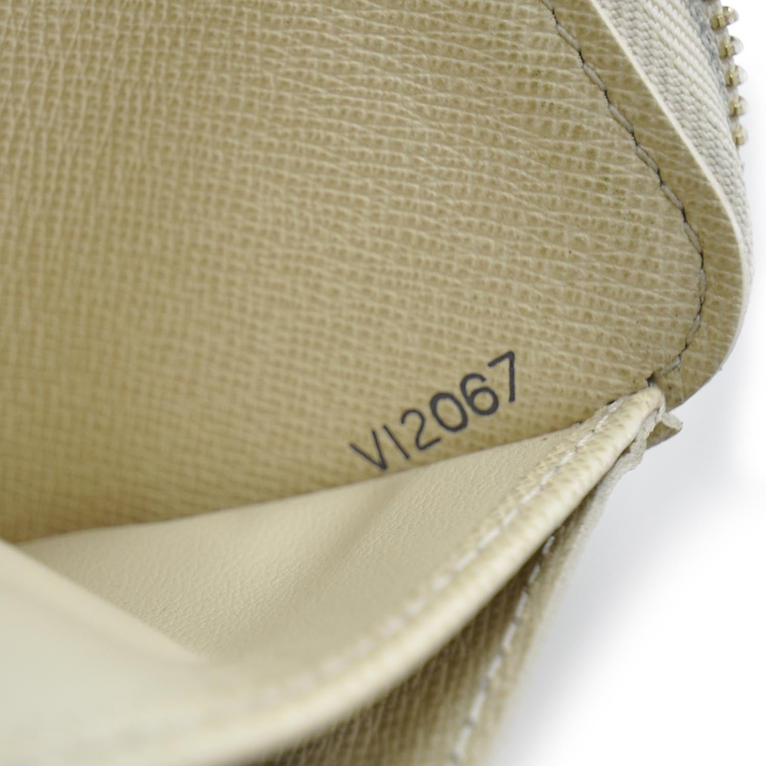 Louis Vuitton Damier Azur Zippy Wallet 9 of 9