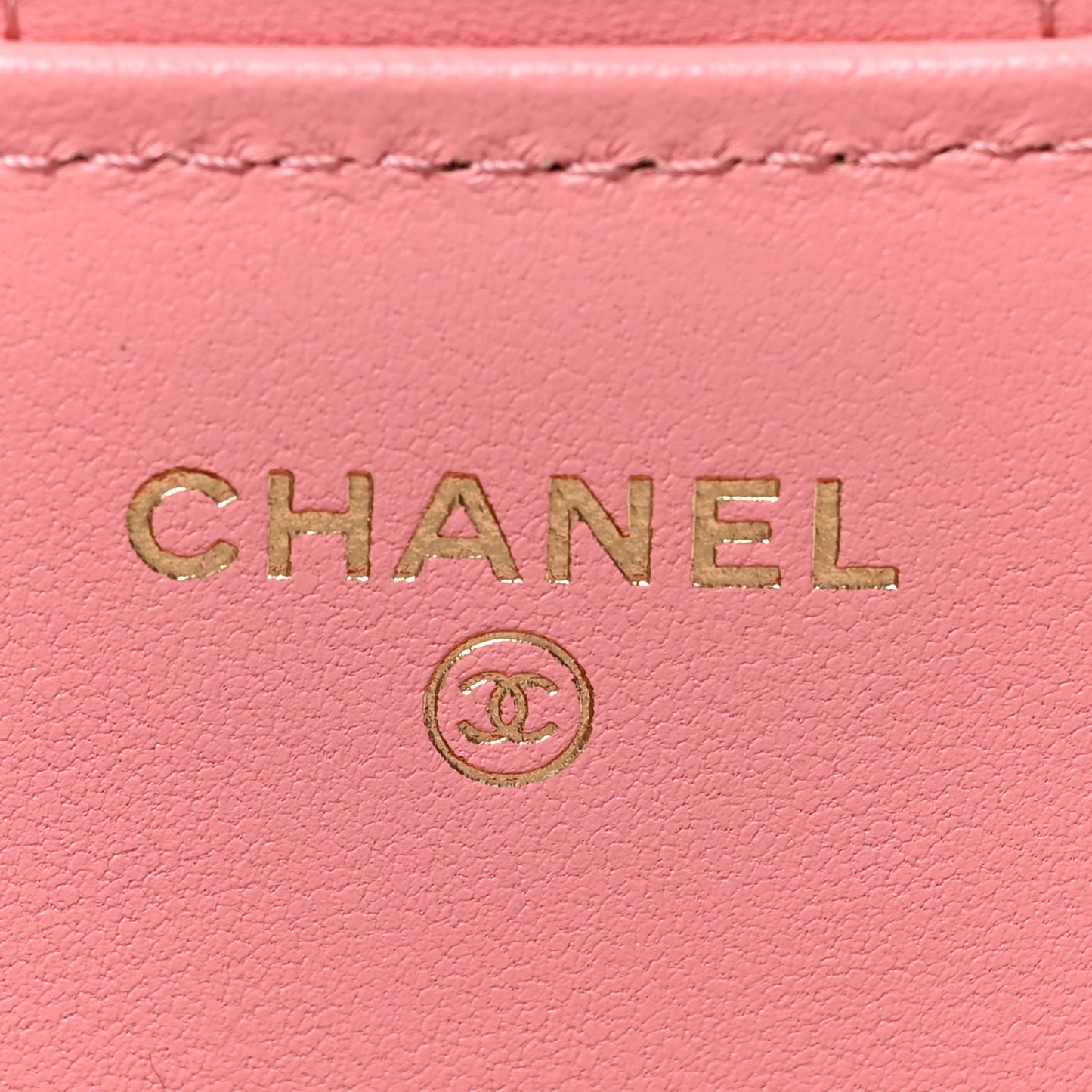 Lambskin Quilted Flap Phone Holder With Chain Pink