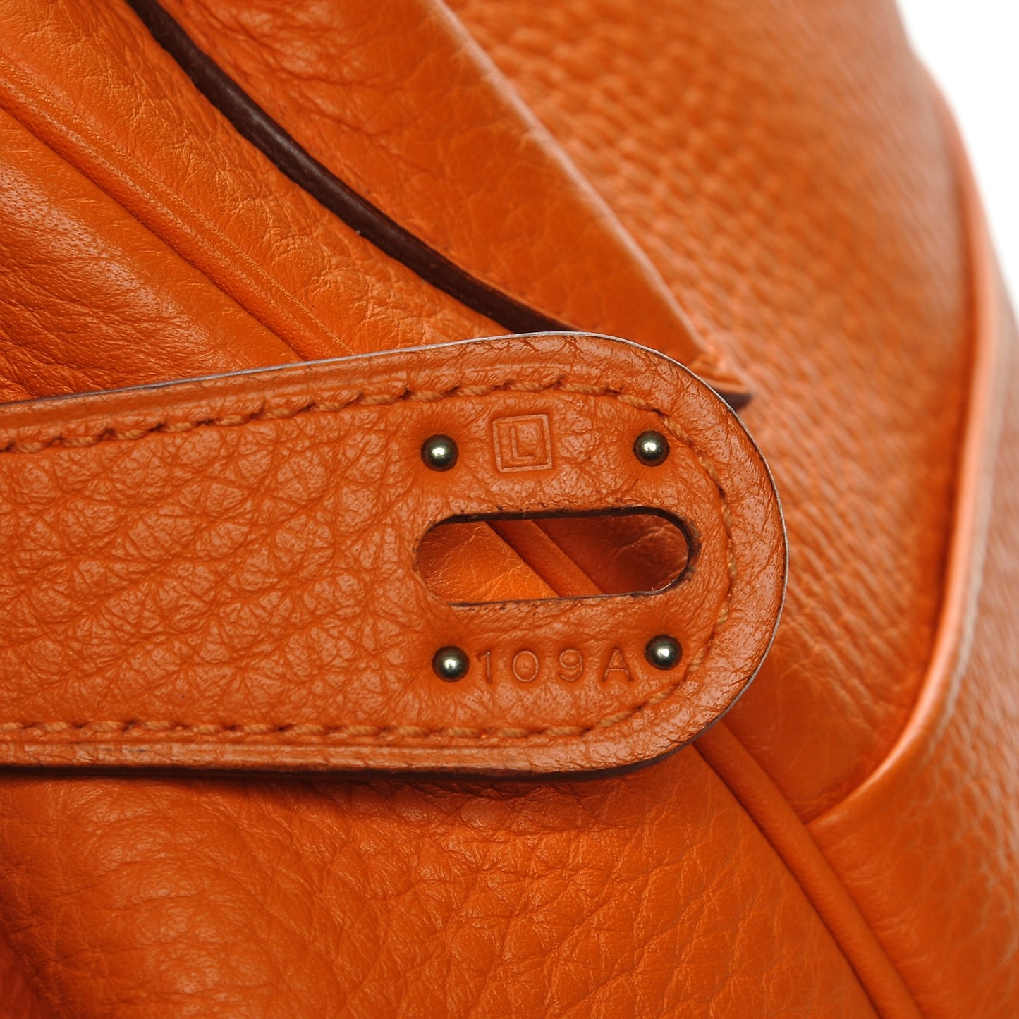 Taurillon Clemence Lindy 34 Orange