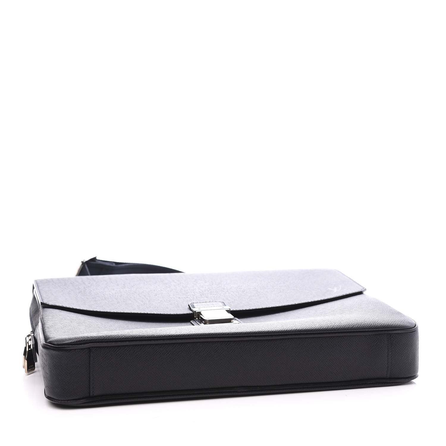 Louis Vuitton Taiga Vassili PM Messenger Bag Boreal 3 of 11