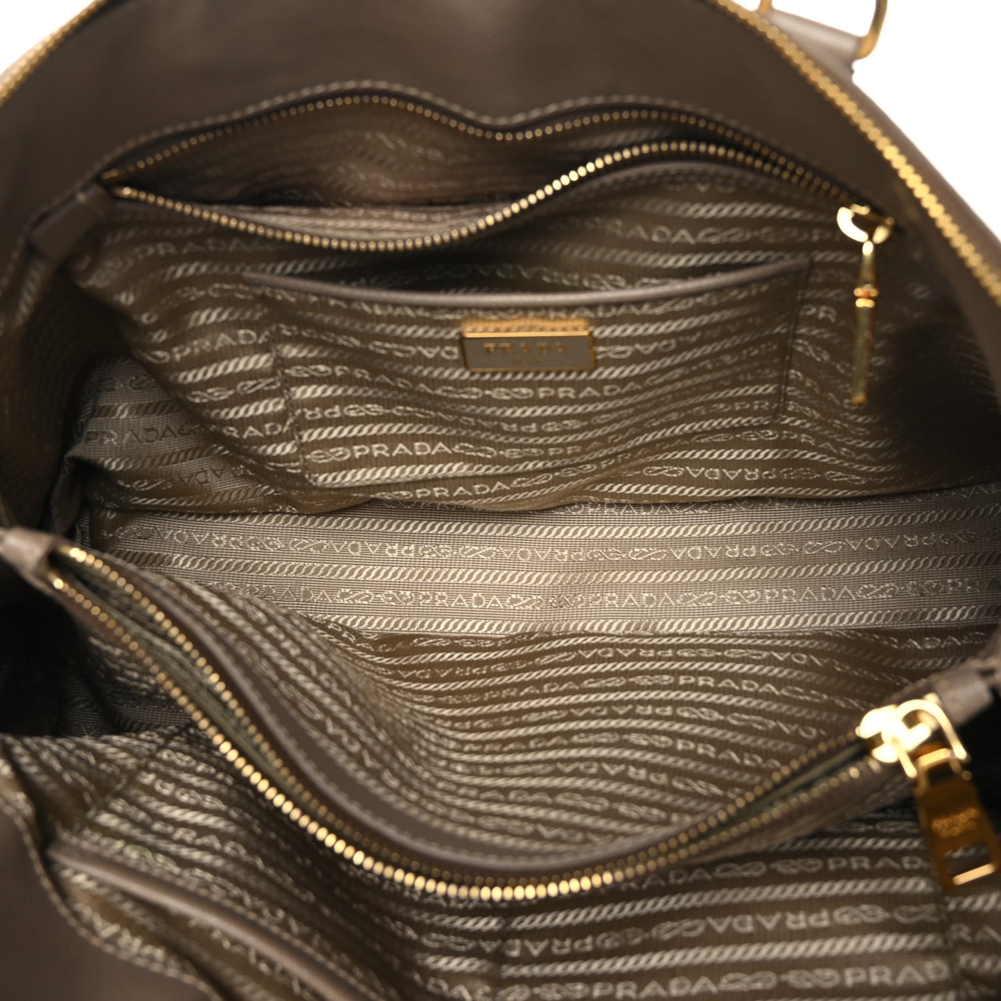 Saffiano Lux Medium Promenade Tote Cammeo