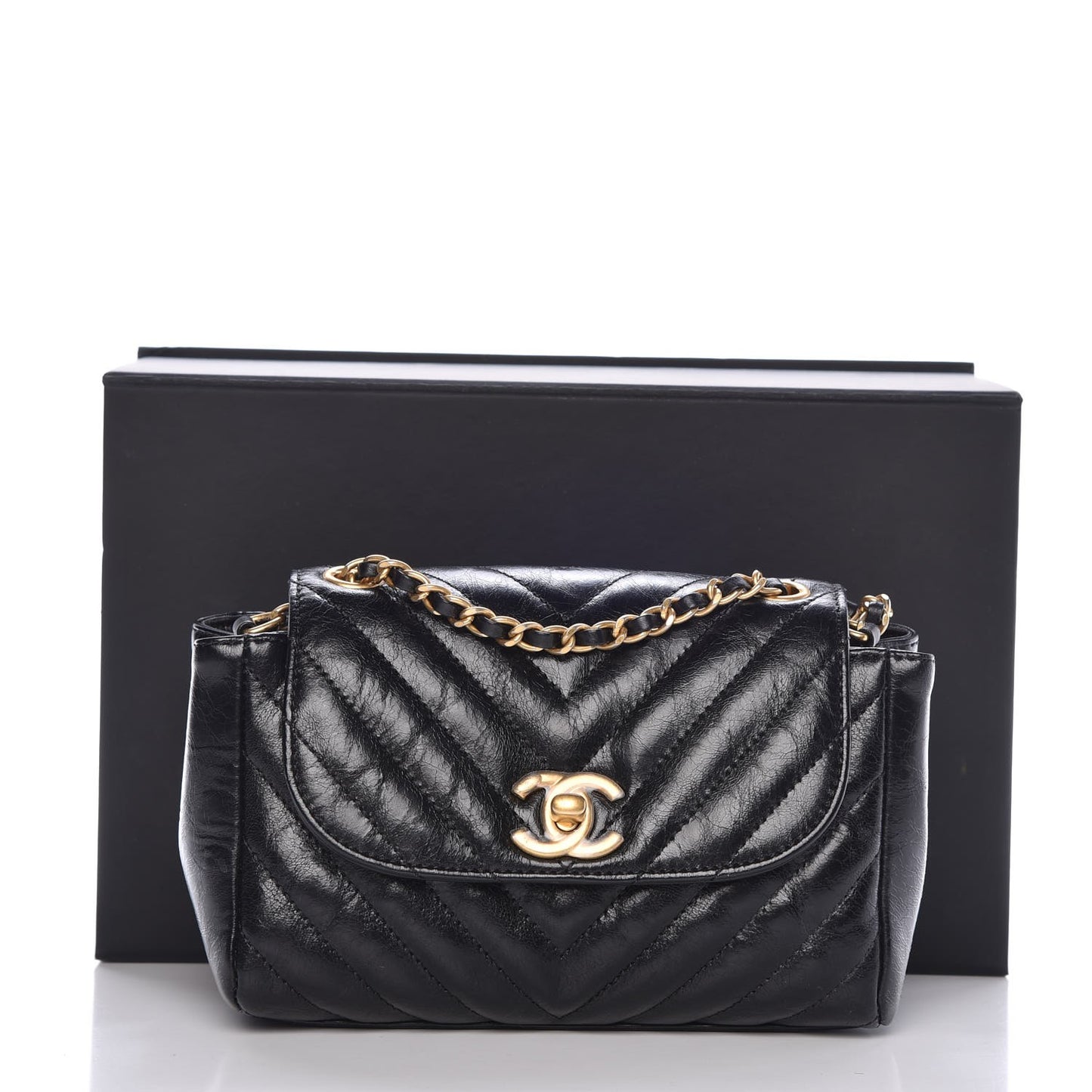 Glazed Calfskin Chevron Quilted Small Hampton Flap Black