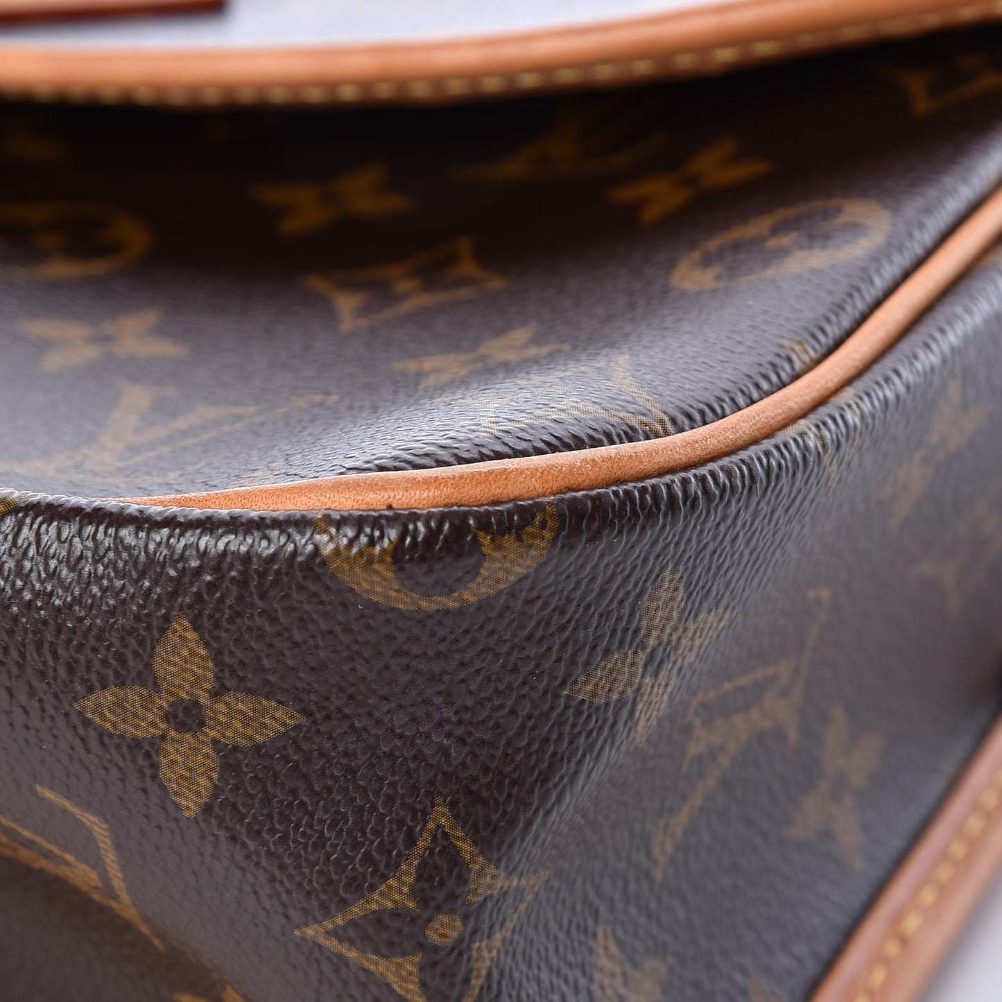 Monogram Sologne