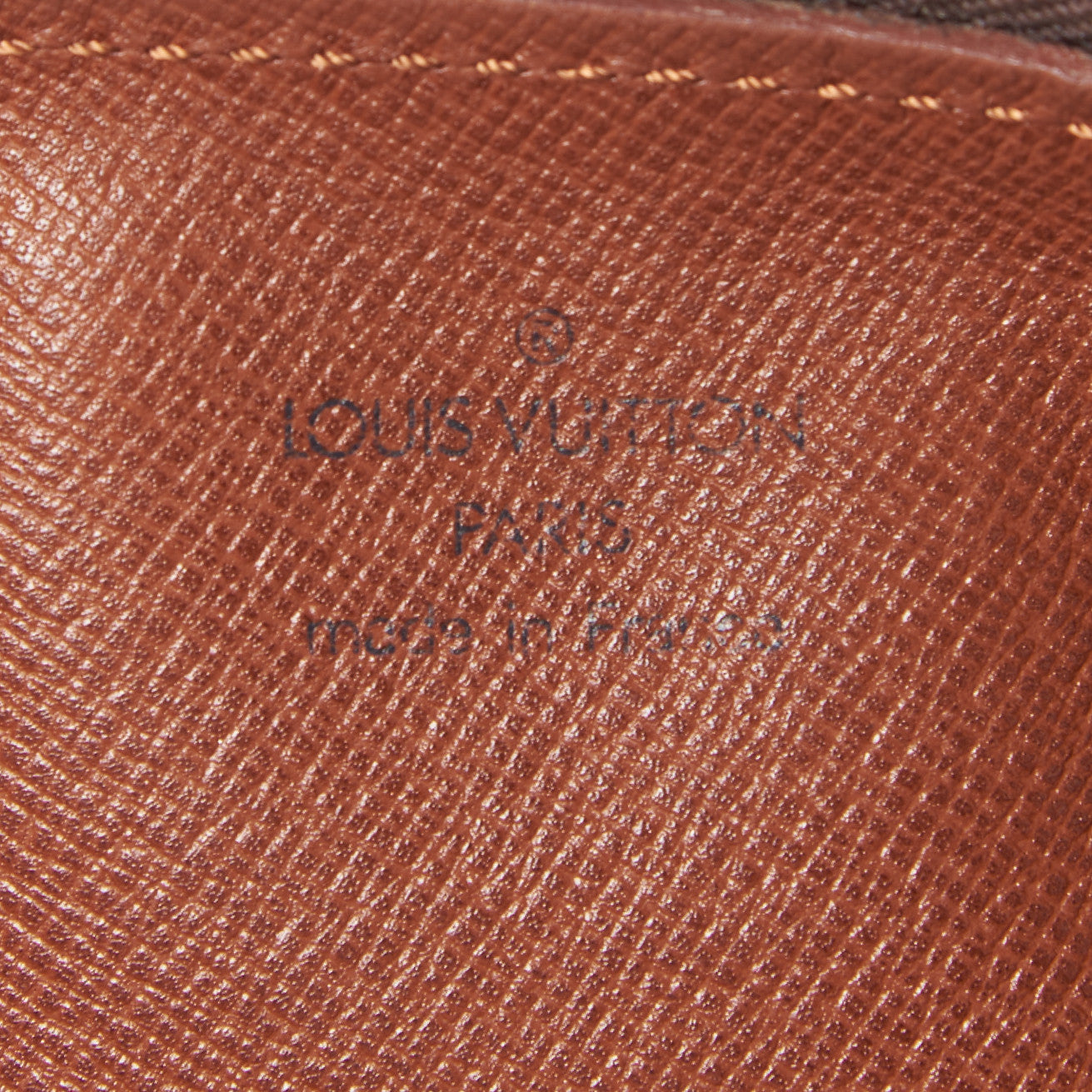 Monogram Papillon 26