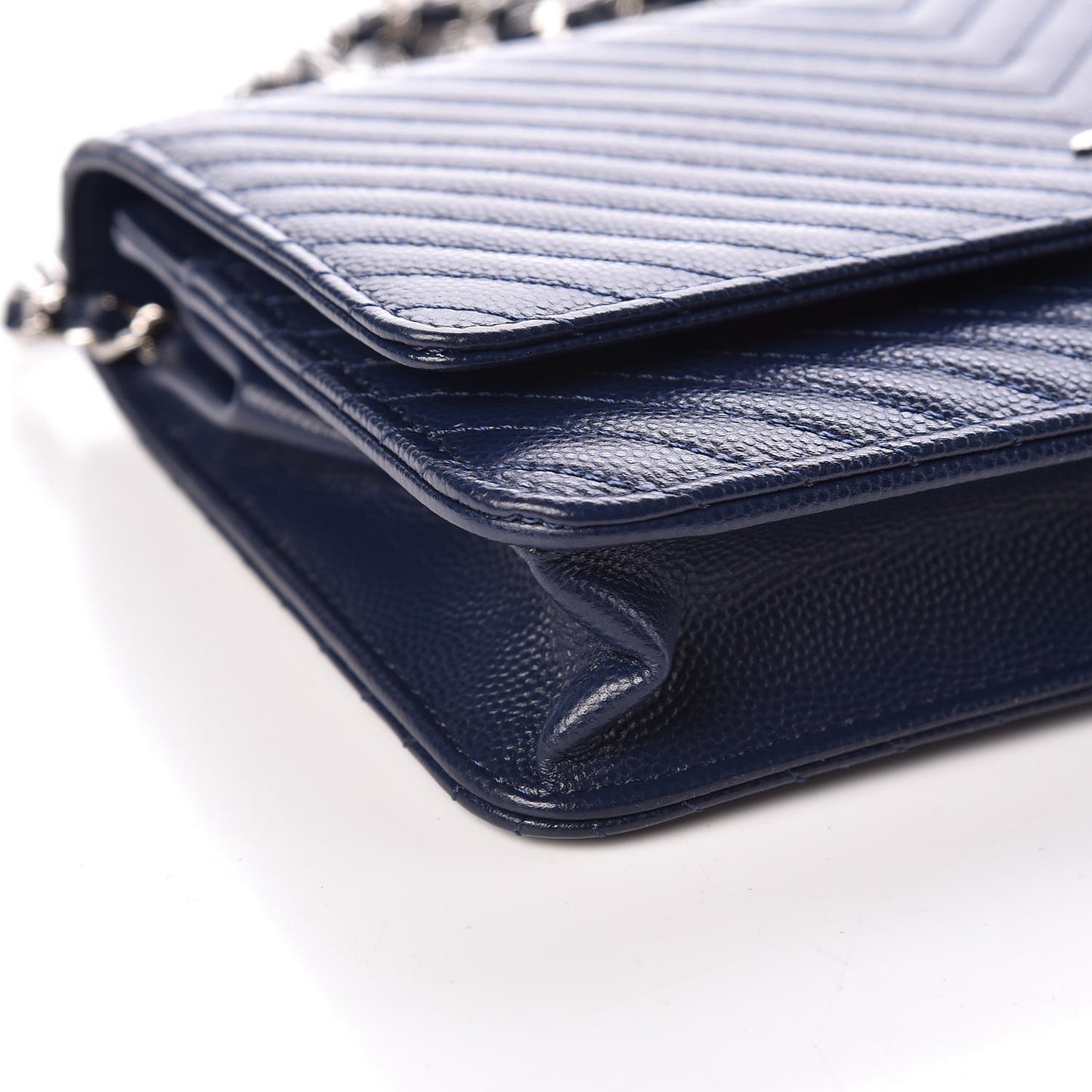 Caviar Chevron Quilted Wallet On Chain WOC Navy