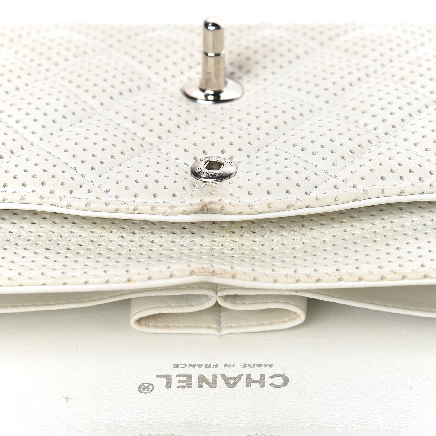 Lambskin Perforated Medium Double Flap White