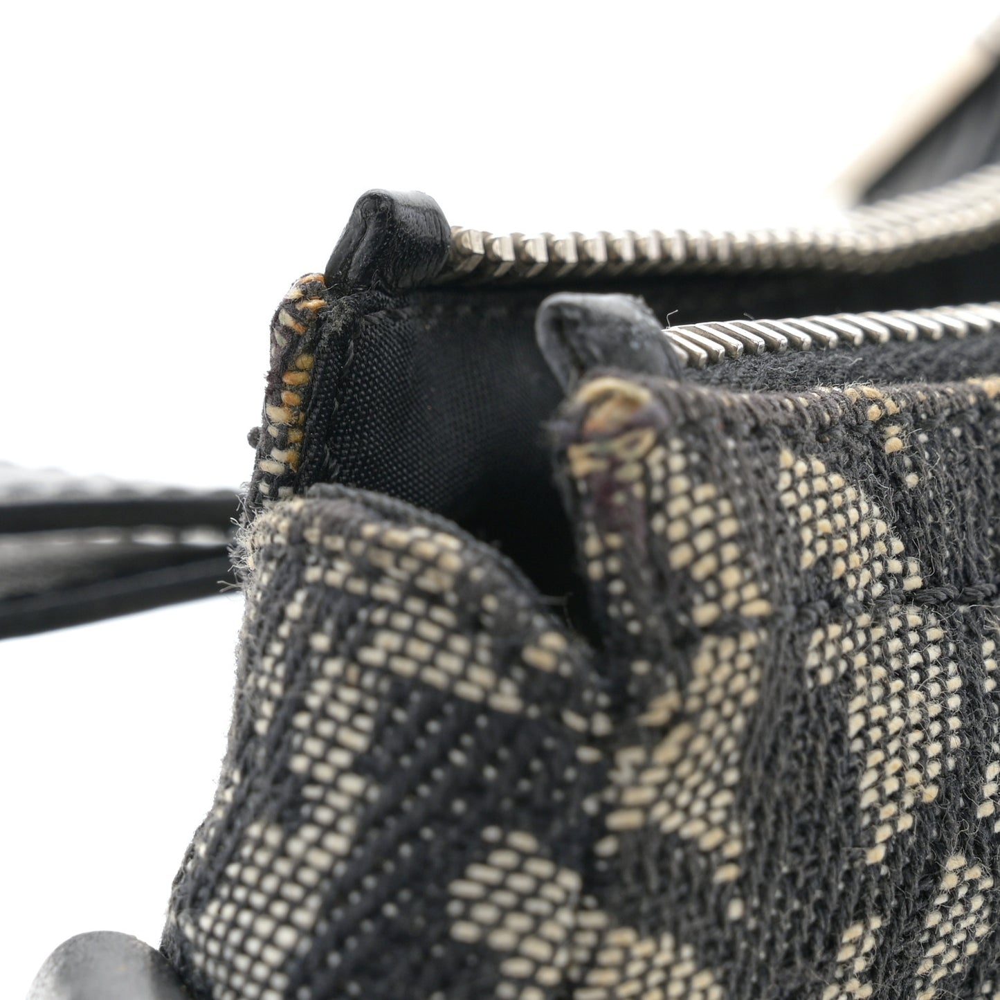 Monogram Shoulder Bag Pochette Black