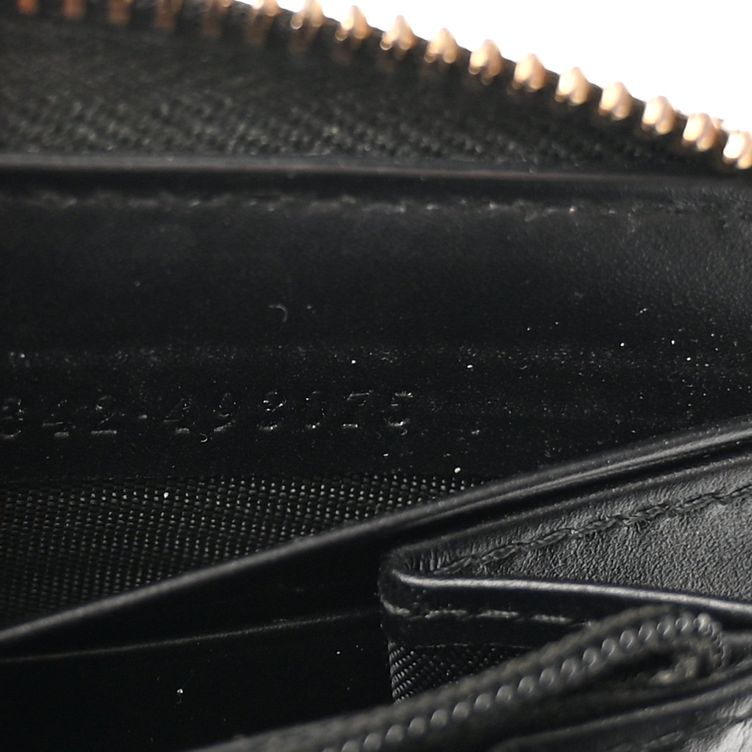 Gucci Guccissima GG Pierce Zip Around Wallet Black 7 of 11