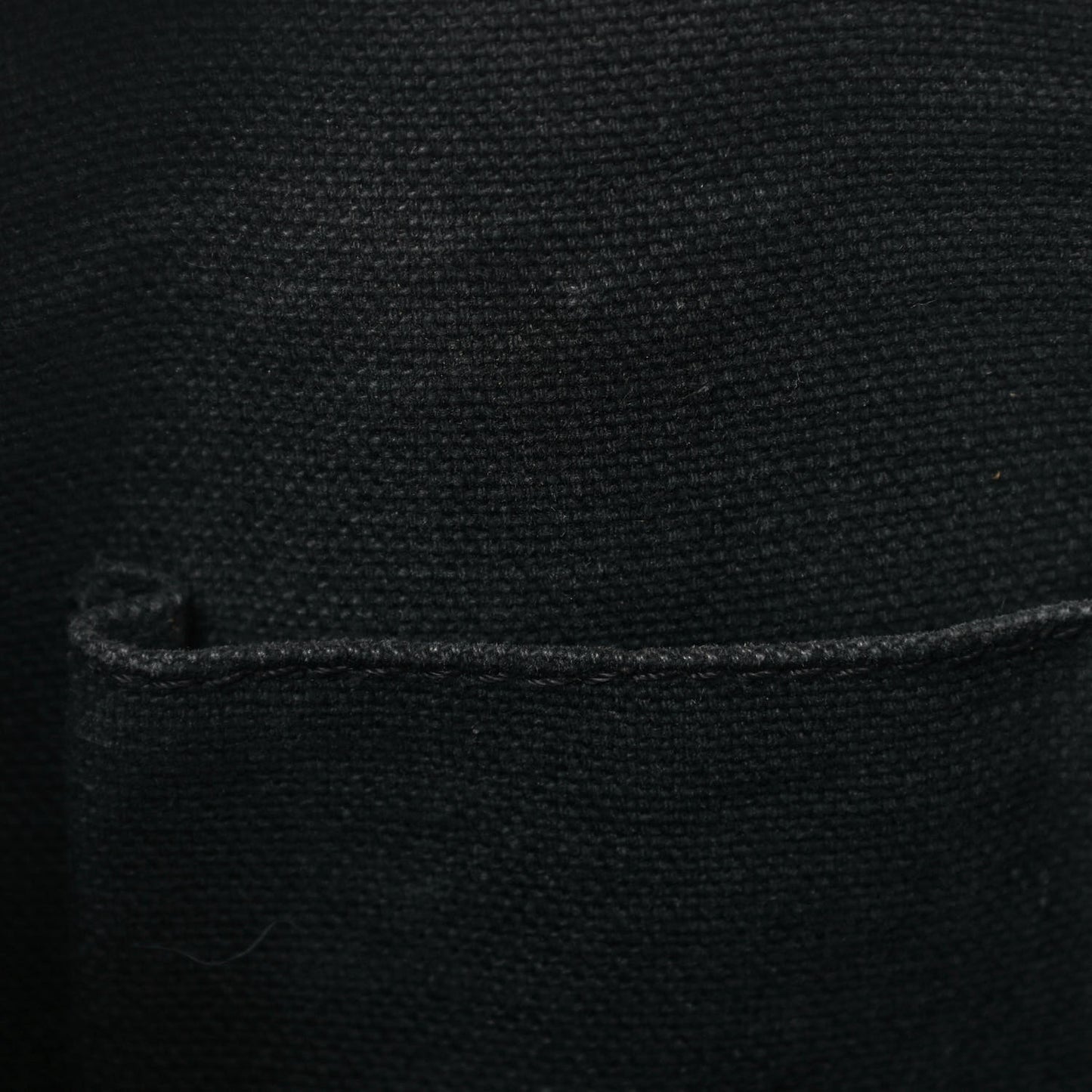 House Check Buckle Tote Black