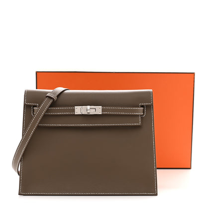 Hermes Evercolor Verso Kelly Danse II Belt Bag Etoupe Vert Fonce 11 of 11