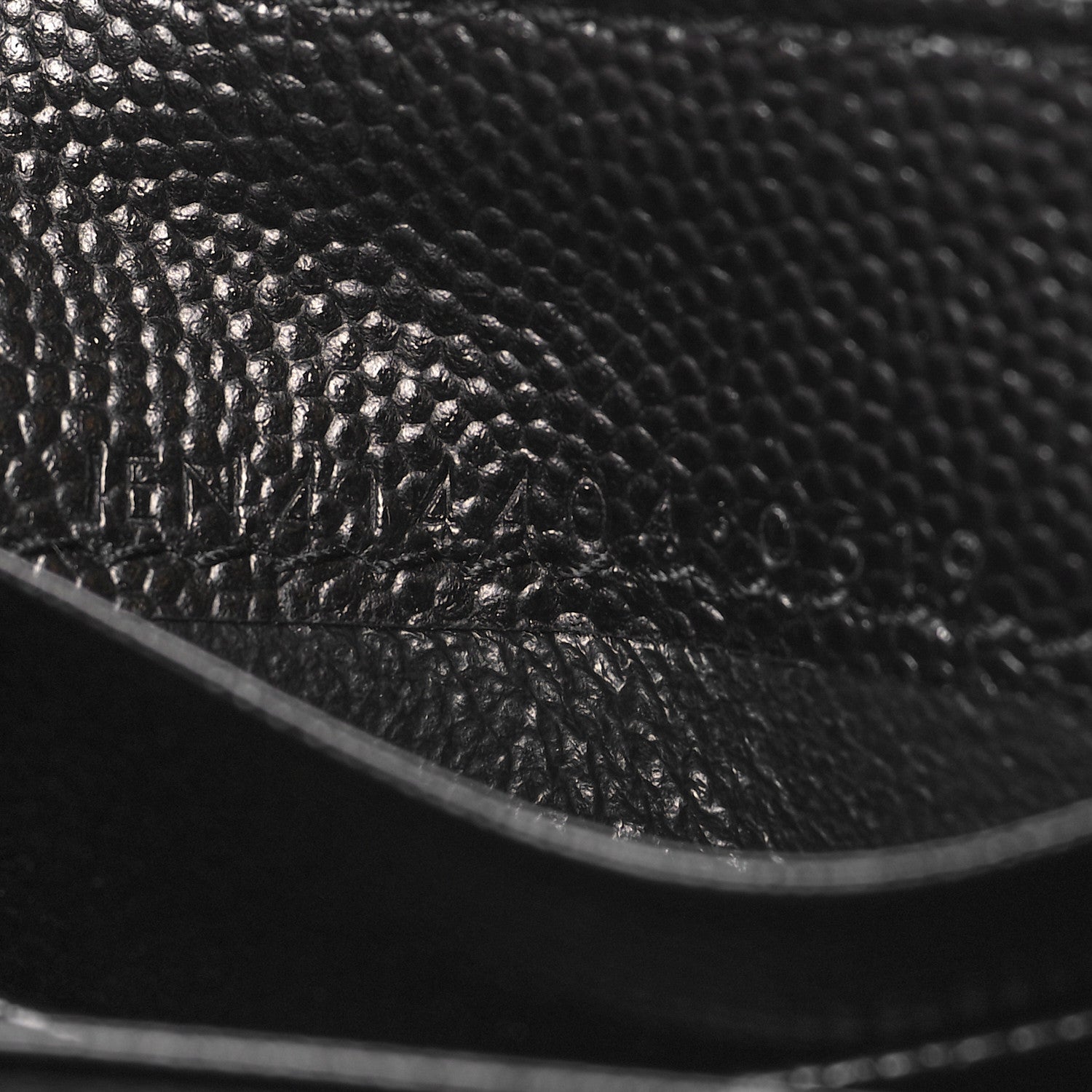 Saint Laurent Grain De Poudre Matelasse Chevron Small Monogram Envelope Wallet Black 7 of 8