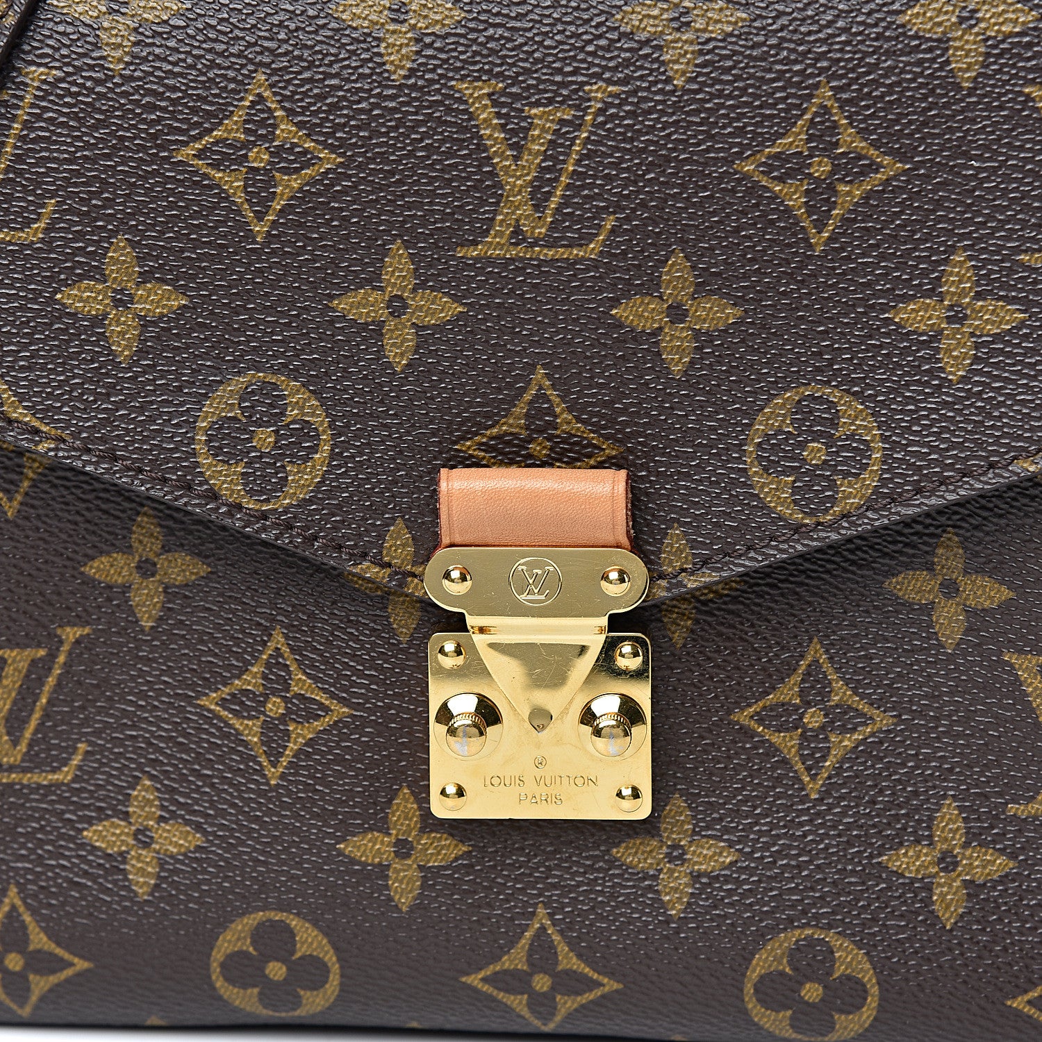 Louis Vuitton Monogram Pochette Metis 17 of 18