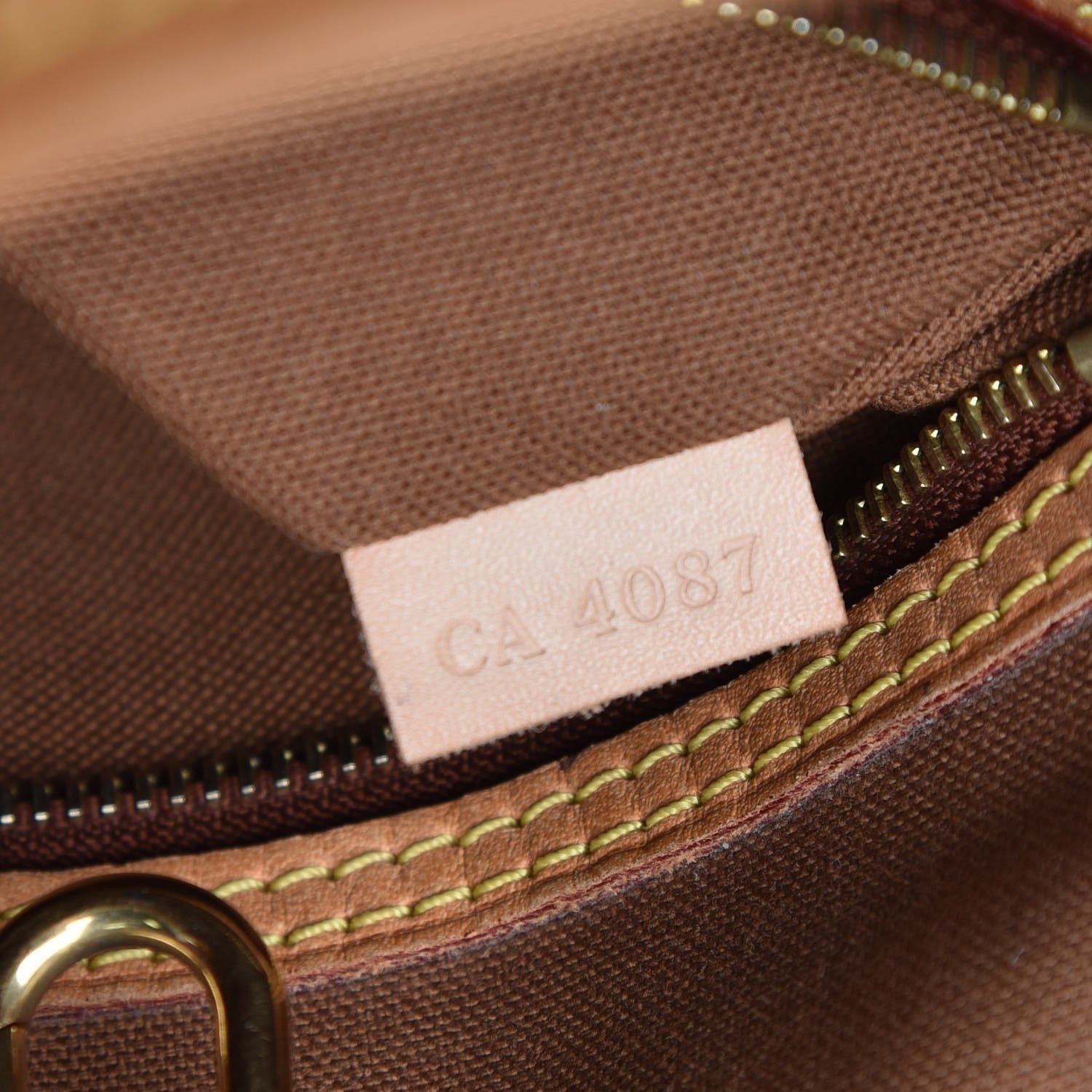 Louis Vuitton Monogram Batignolles Vertical 7 of 16
