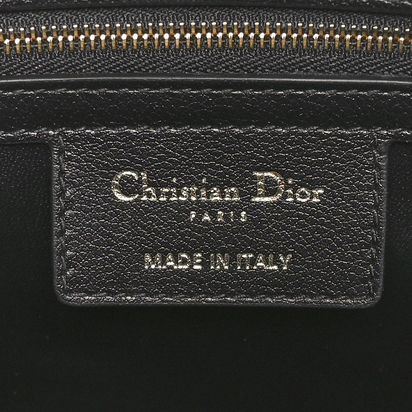 Calfskin Macrocannage Groove 25 Bag Black