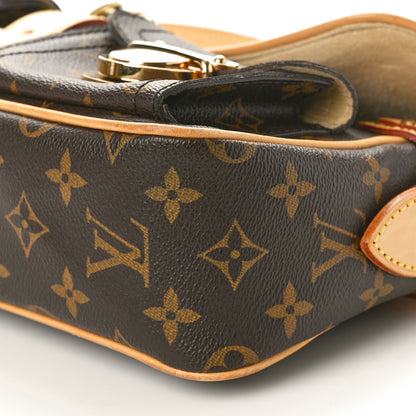 Louis Vuitton Monogram Hudson PM 9 of 10