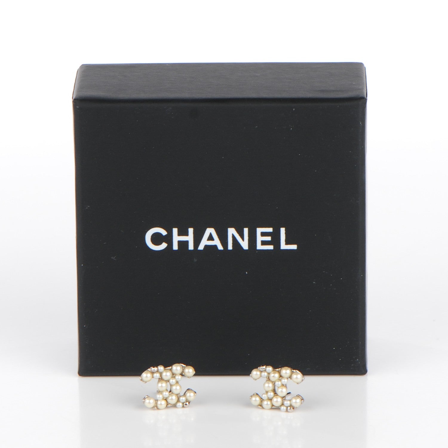 Chanel Pearl CC Earrings Silver 10 of 10