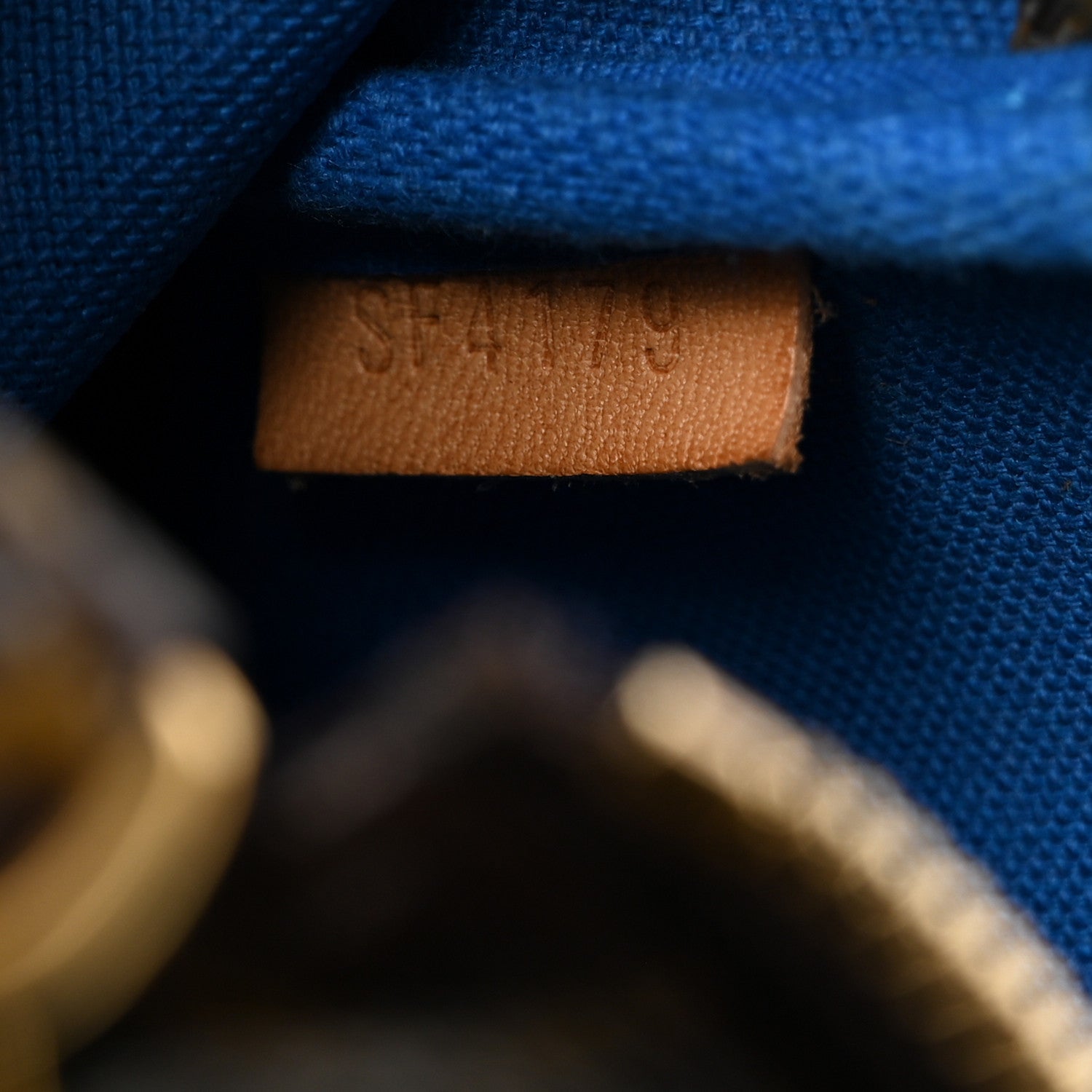 Louis Vuitton Monogram 2019 Christmas Animation Mini Venice Pochette Accessories Blue 7 of 7