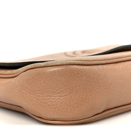 Gucci Pebbled Calfskin Medium Soho Flap Crossbody Camelia 10 of 12