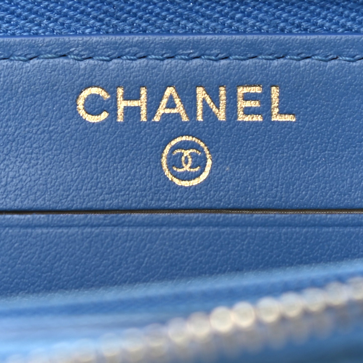 Caviar Chevron Quilted Small Zip Around Wallet Blue