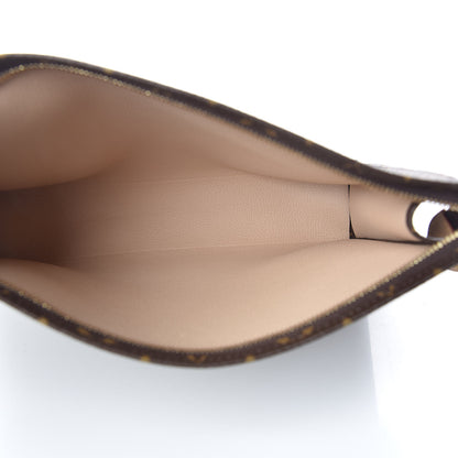 Louis Vuitton Monogram Toiletry Pouch 26 5 of 7