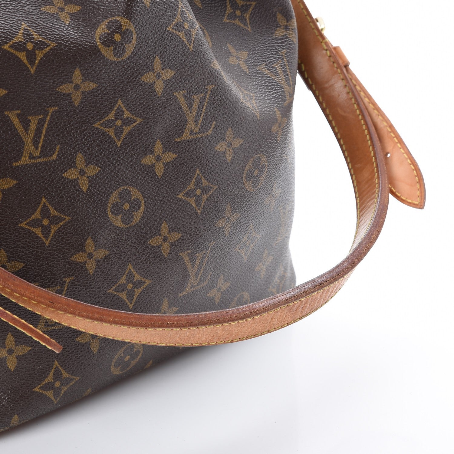 Louis Vuitton Monogram Petit Noe 15 of 17