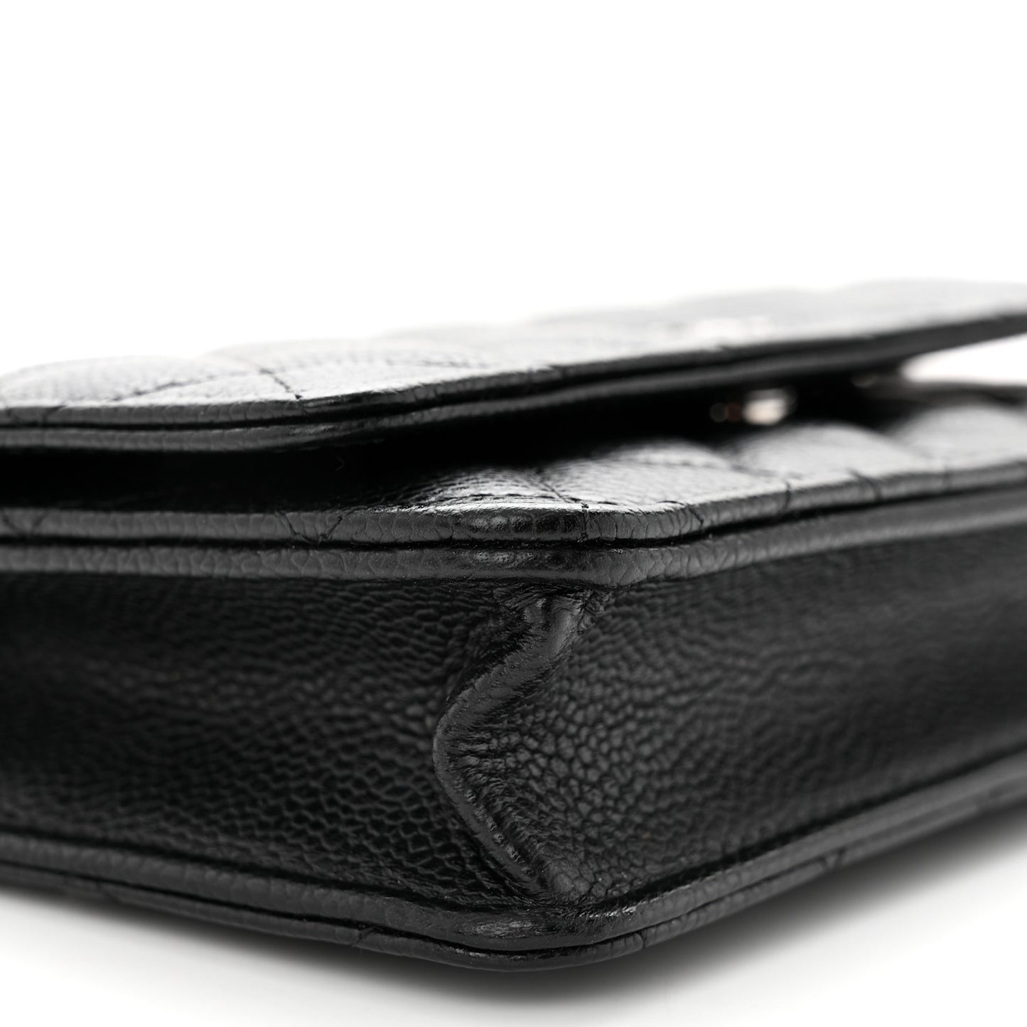 Caviar Quilted Wallet on Chain WOC Black