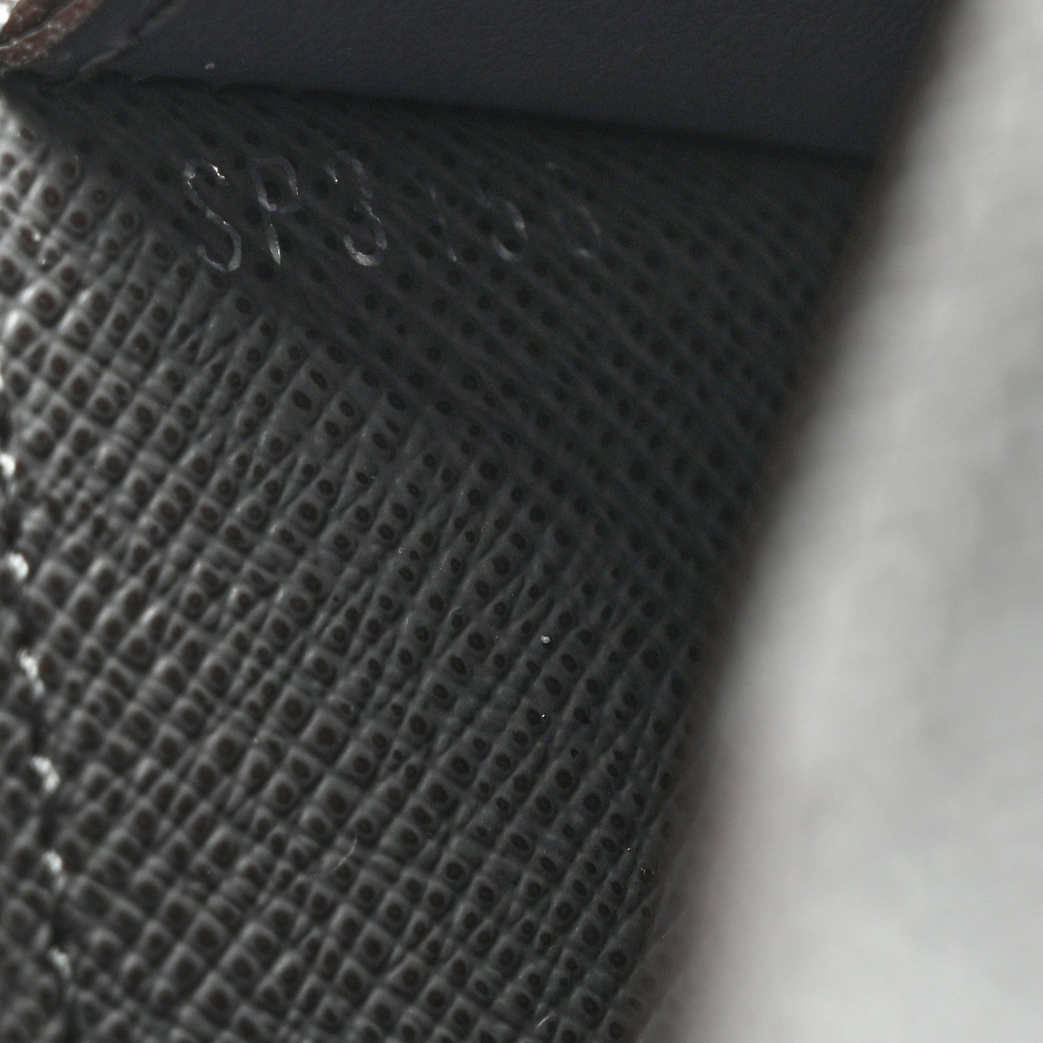 Louis Vuitton Taiga Slender Wallet Glacier 7 of 8
