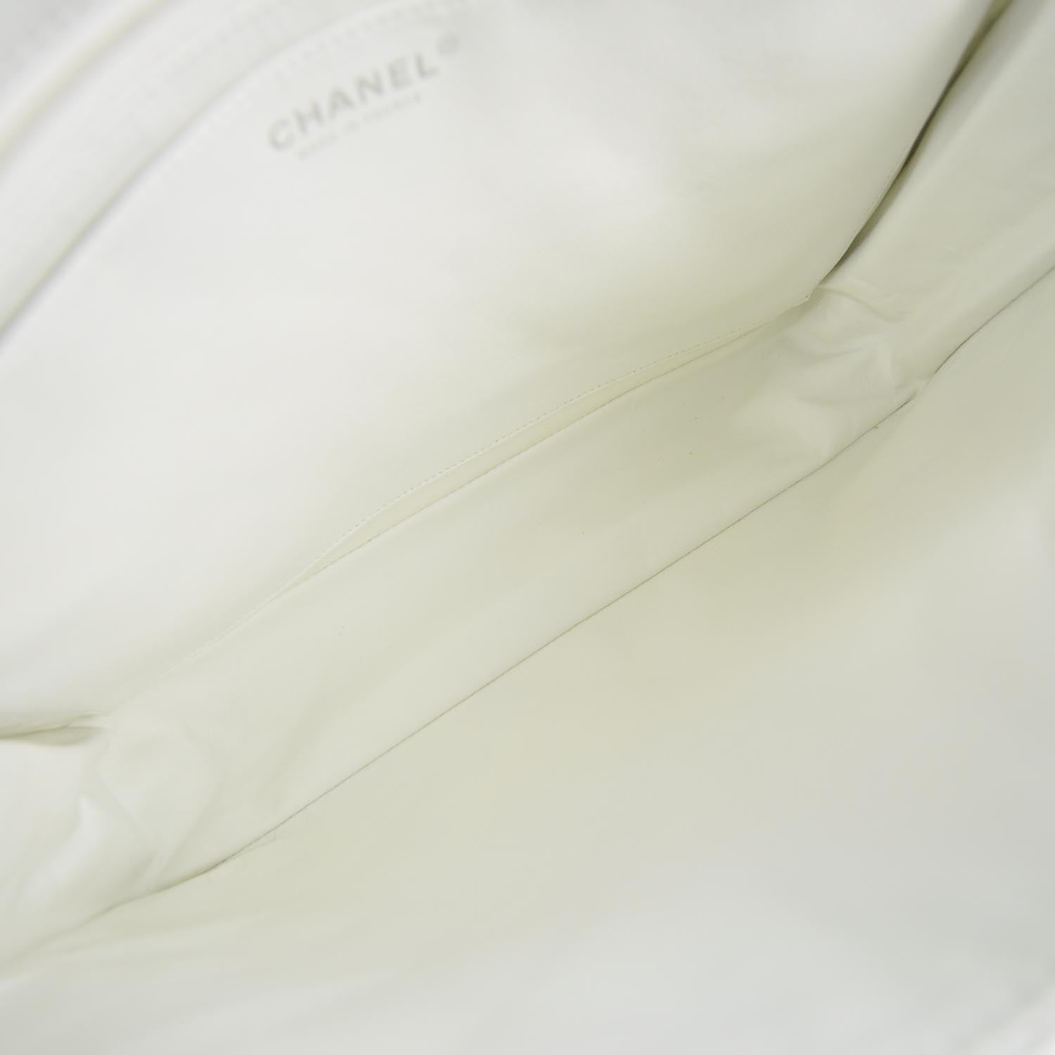 Chanel Washed Caviar Maxi Flap White 8 of 12