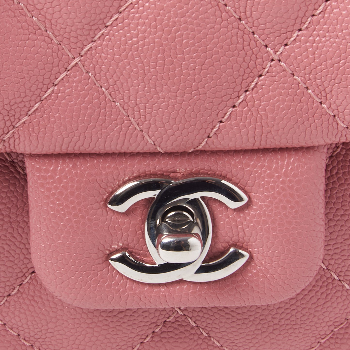 Caviar Quilted Small Urban Companion Flap Pink